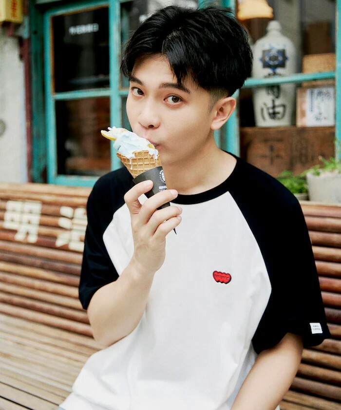 "代購" Kurt Wu 24SS「CRITICAL STRIKE YOUR HEART」三個愛心