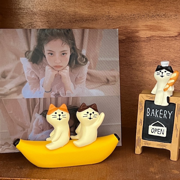 《50233》兩隻貓咪坐香蕉名片夾