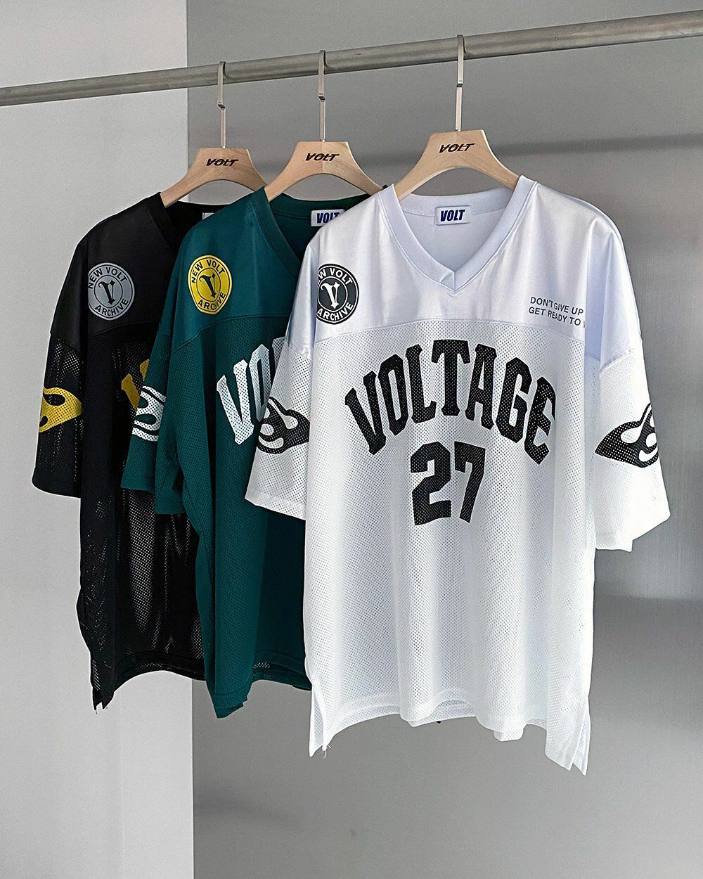 OverSizeV領數字英文字短袖Tee VOLT-050T