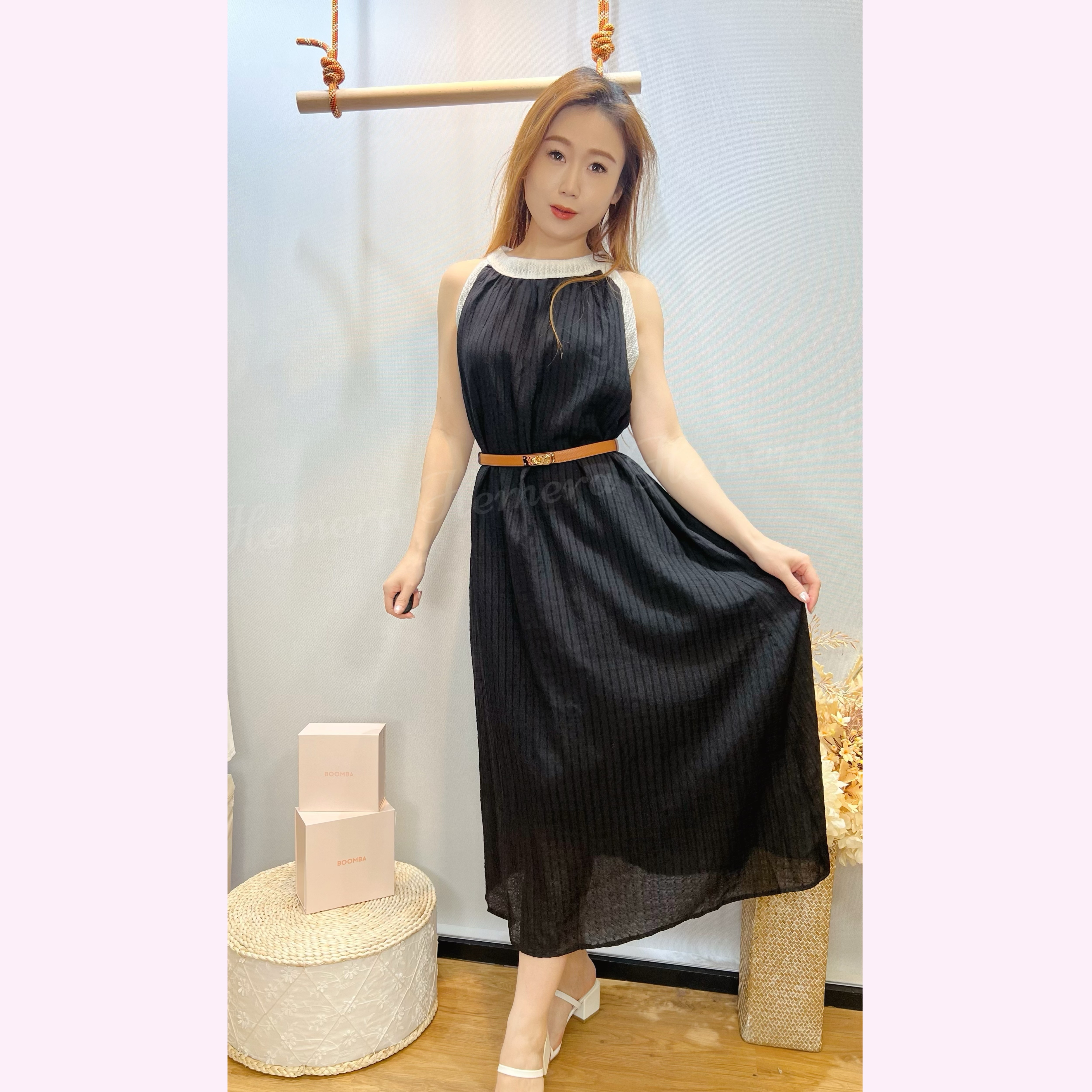 DR24W0514 雙拼色LACE領掛頸背心連身裙