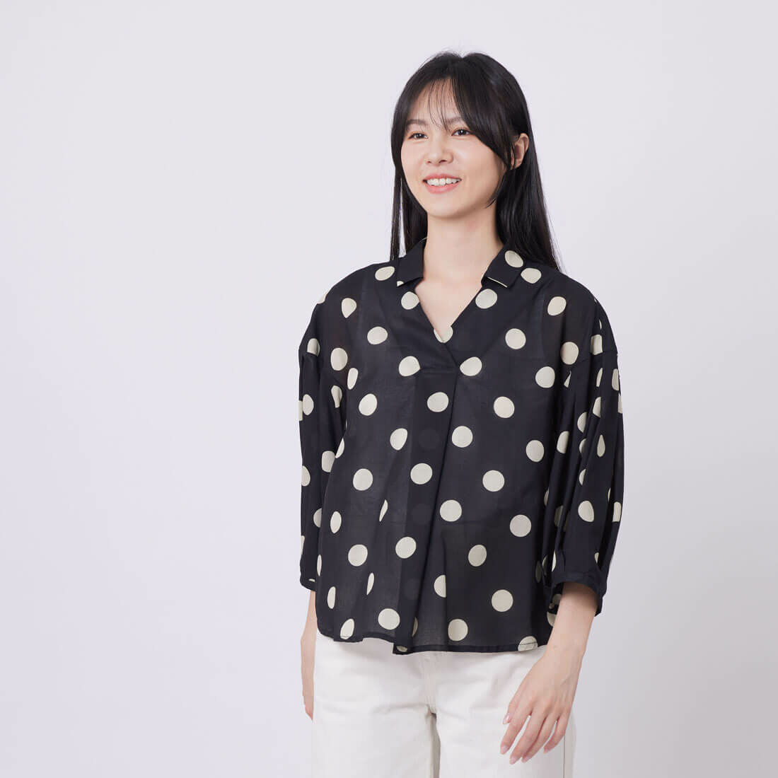 Angie大黑圓有領小拋袖襯衫上衣