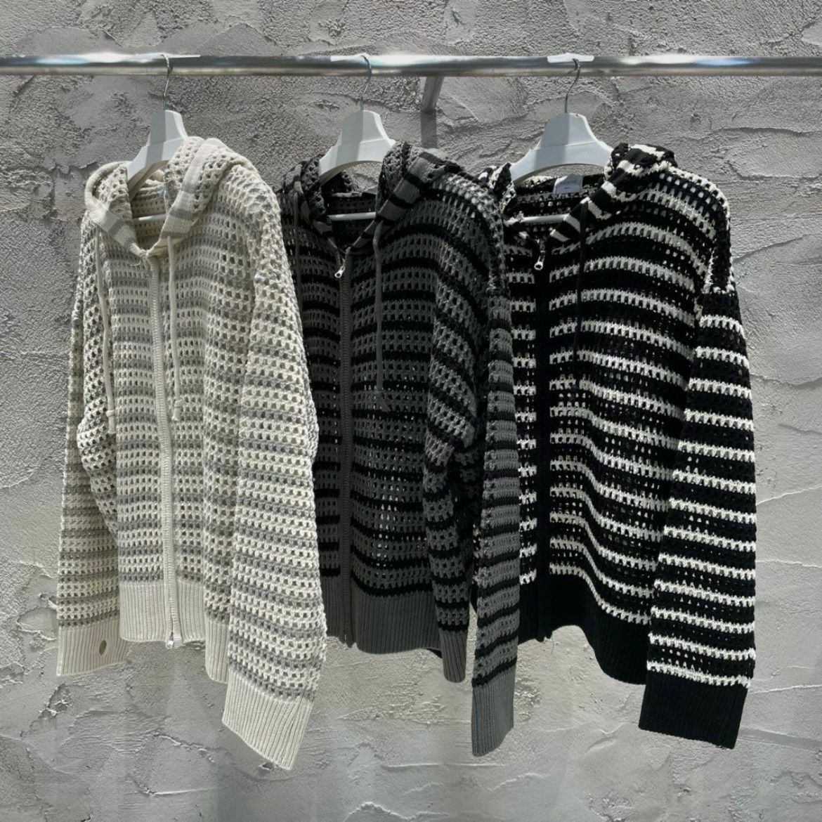 橫間連帽拉鍊針織外套 WEEKEND-032JK