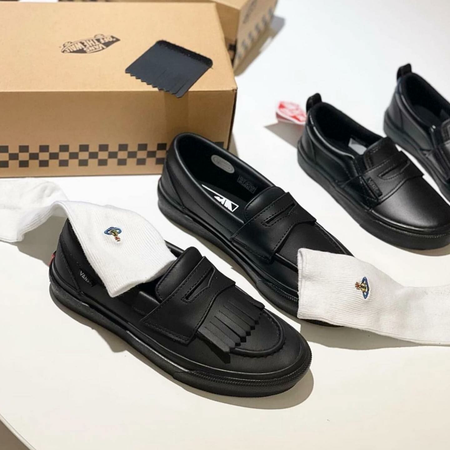 Vans Loafer 日本限定 黑色 皮革 流蘇 樂福鞋 可卸式 雕花 V196CF 6322840003020