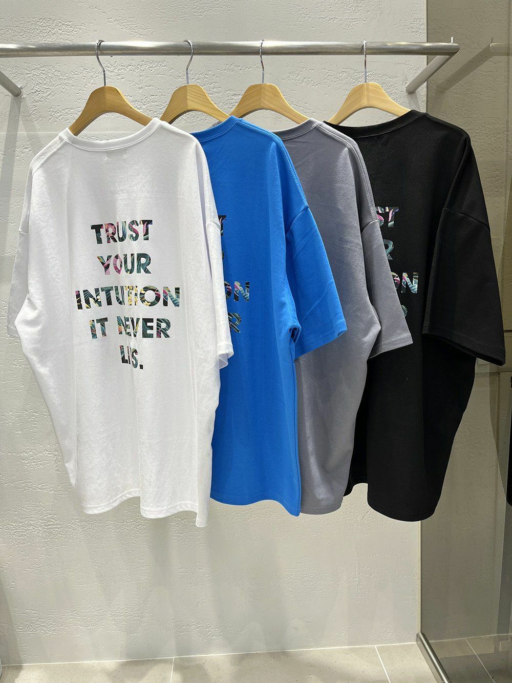 Oversize英文字短袖Tee 10.GVTY-0118T