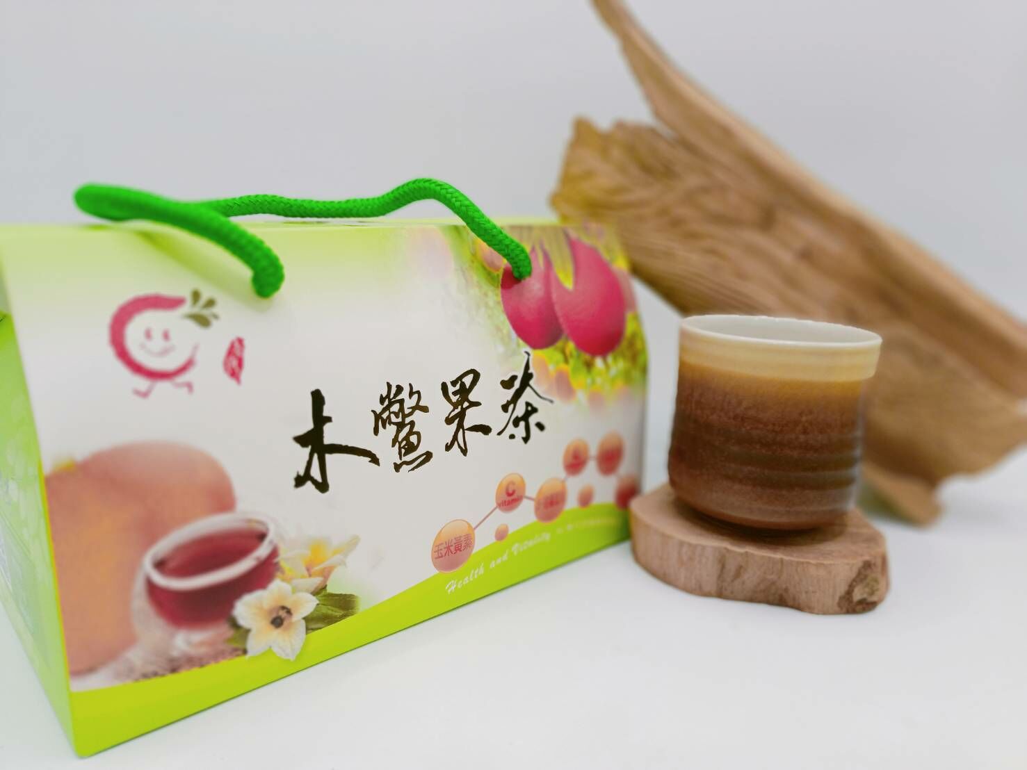 【低熱量】洛神花木鱉果茶