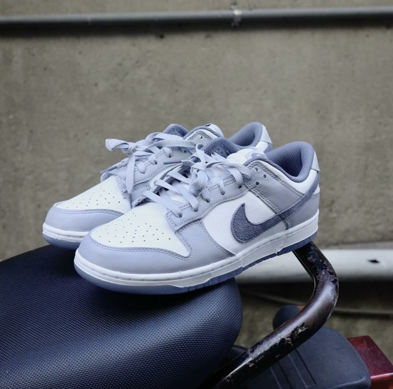 Nike Dunk low 燕麥灰 淺炭灰 (FJ4188-100 )