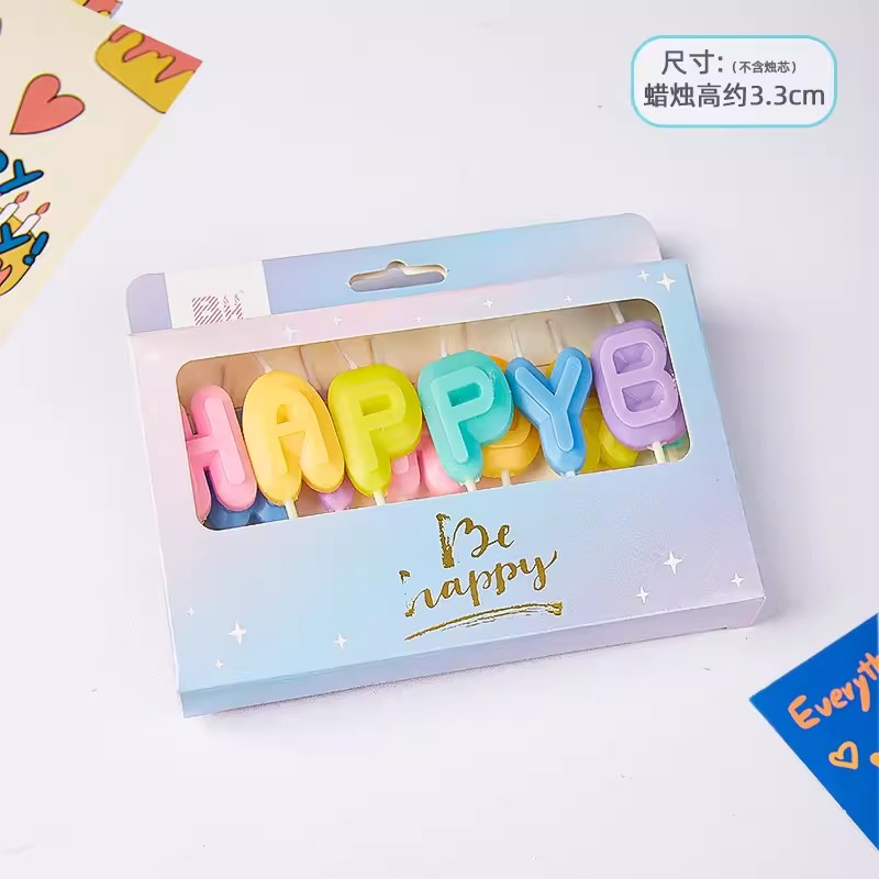 彩色英文字母蠟燭