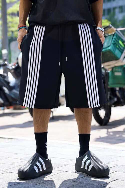 前側跑道線條寬大短褲