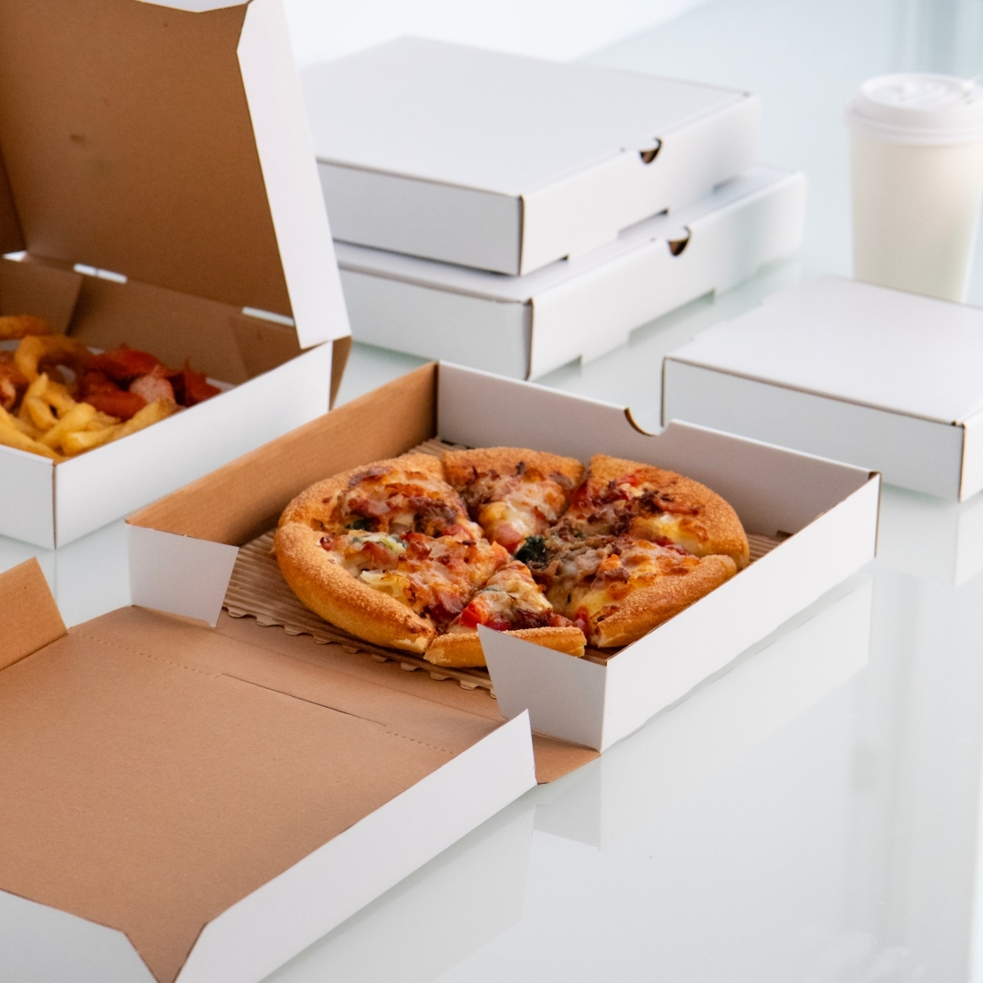 瓦楞比薩盒 10吋 白色