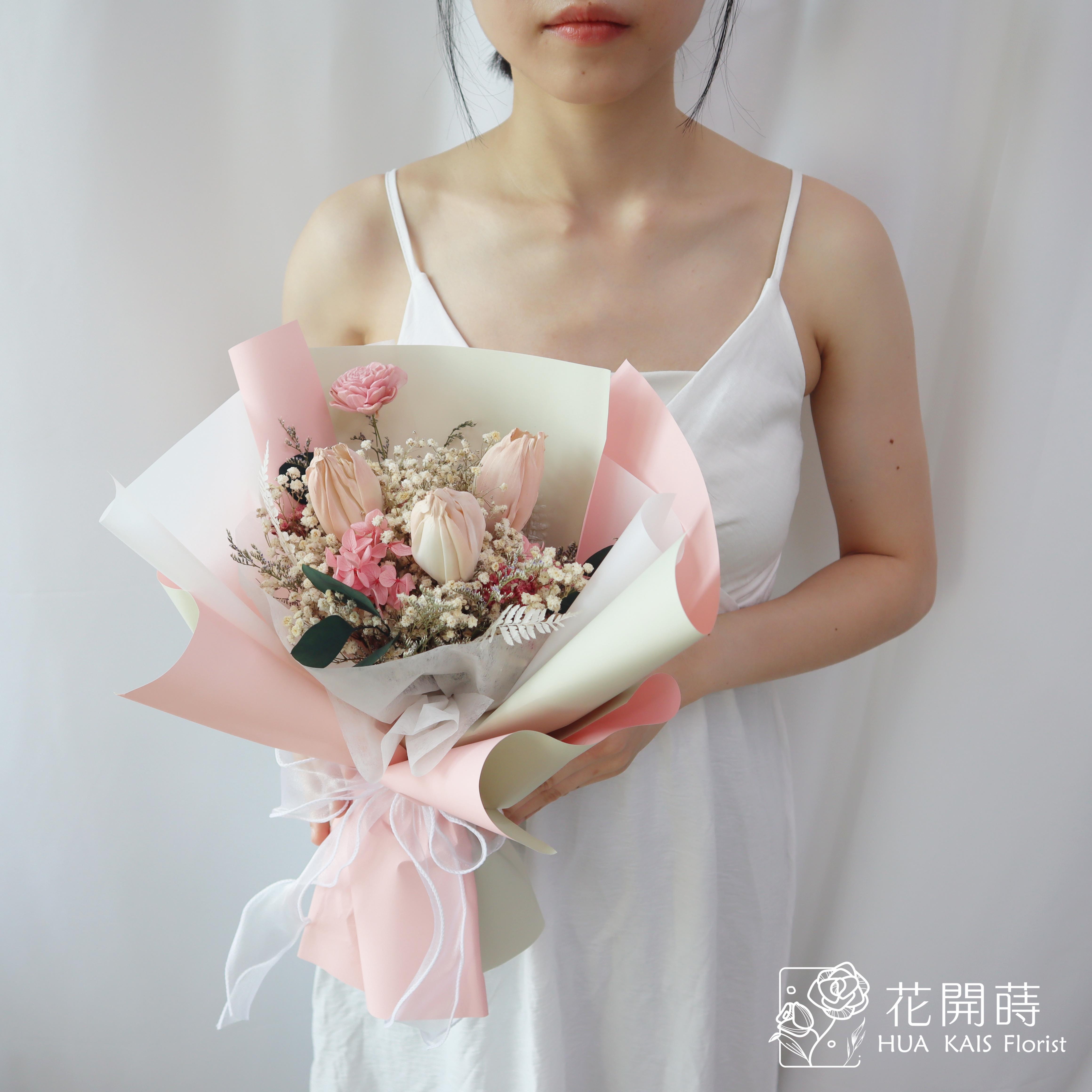 乾燥花束|仙女粉鬱金香乾燥花束(M)|中型花束|永生花|情人節花束|畢業花束|母親節花束