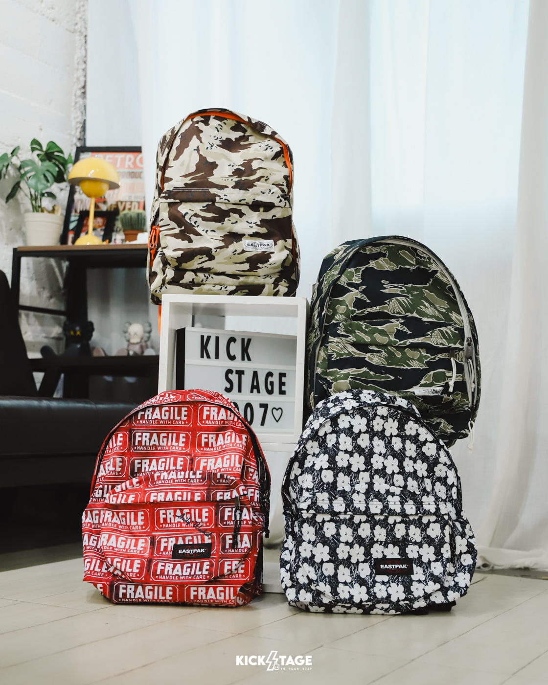 [特價售出無退換]  EASTPAK 3O&PADDED PAK'R BACKPACK 四色 24L 輕巧 筆電夾層 後背包【47917】【47816】25SALE