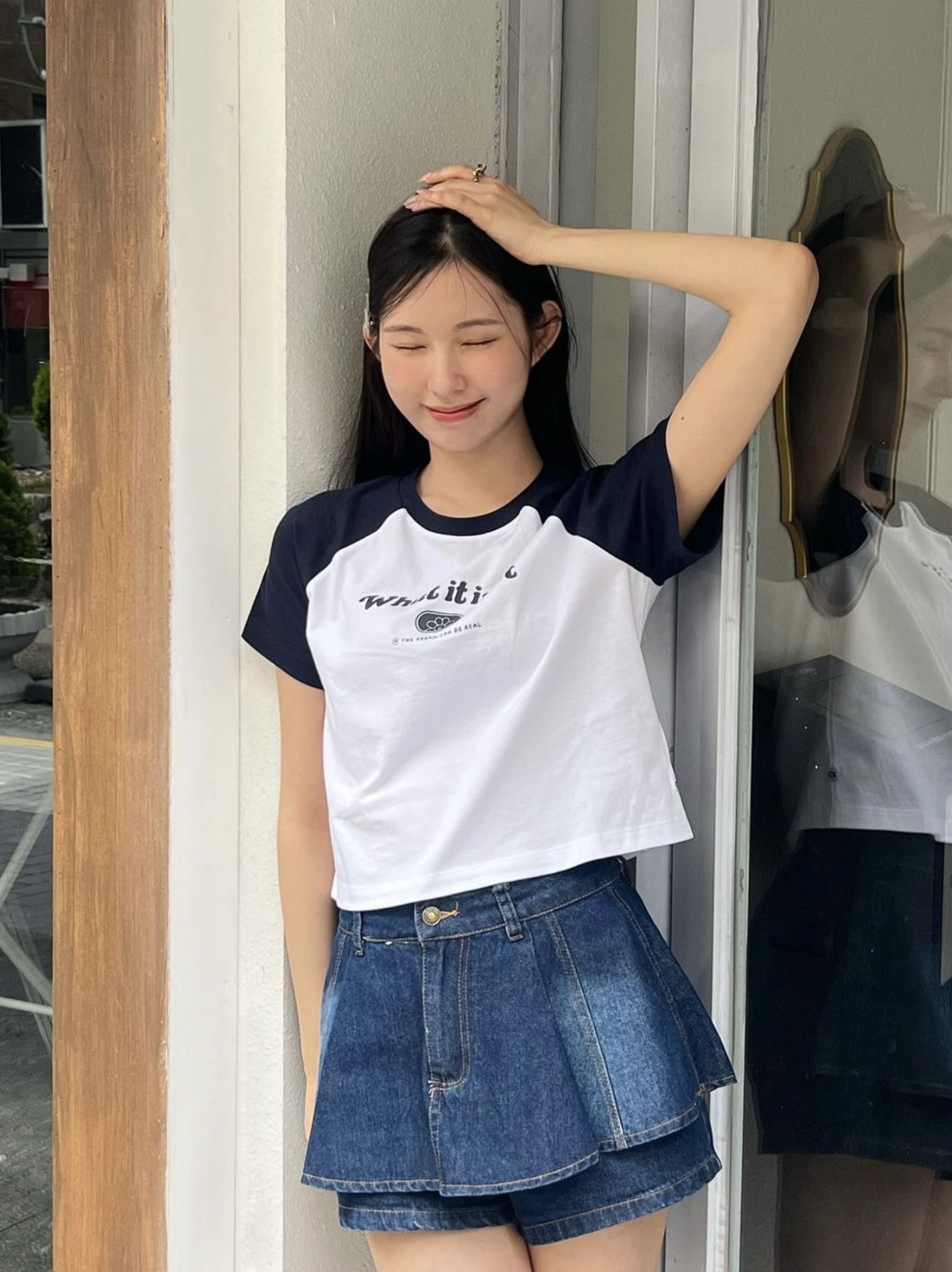 預訂｜WHAT IT ISNT 人氣熱賣 FWT RAGLAN COLOR BLACK CROP T-SHIRT (2 COLOR)