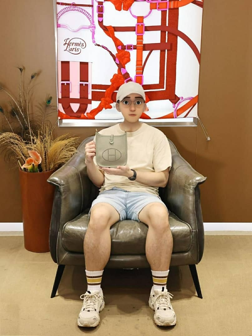 【 感謝支持 】型男先生來pick up mini E鼠尾草綠🌿 先生好眼光揀咗呢隻小清新袋🫧 多謝你嘅支持與信任🫶💪