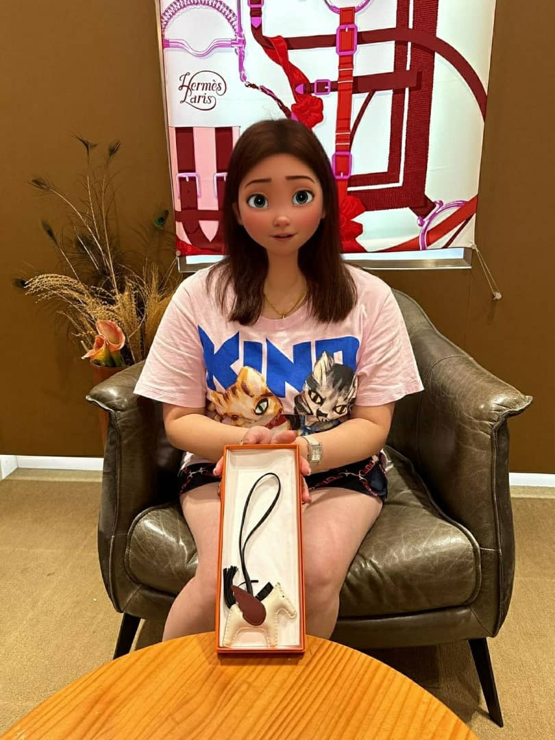 【 感謝支持 】爽快靚靚來pick up康康玫瑰金鑽石頸鏈同卡包🎉 見到飛馬又好鐘意❤️ 爽快埋單一起帶走😍 多謝你嘅支持與信任🫶💪