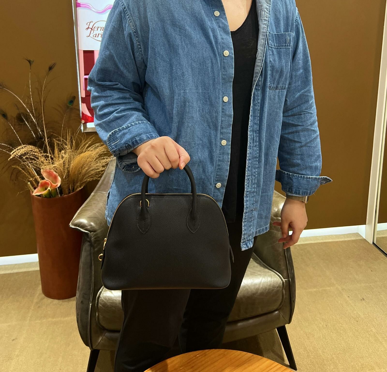 【 感謝支持 】爽快靚靚來pick up Bolide 25黑金🎩 靚靚鍾意呢款好襯又實用👍🏻 爽快埋單抱走🎉 多謝你嘅支持與信任🫶💪