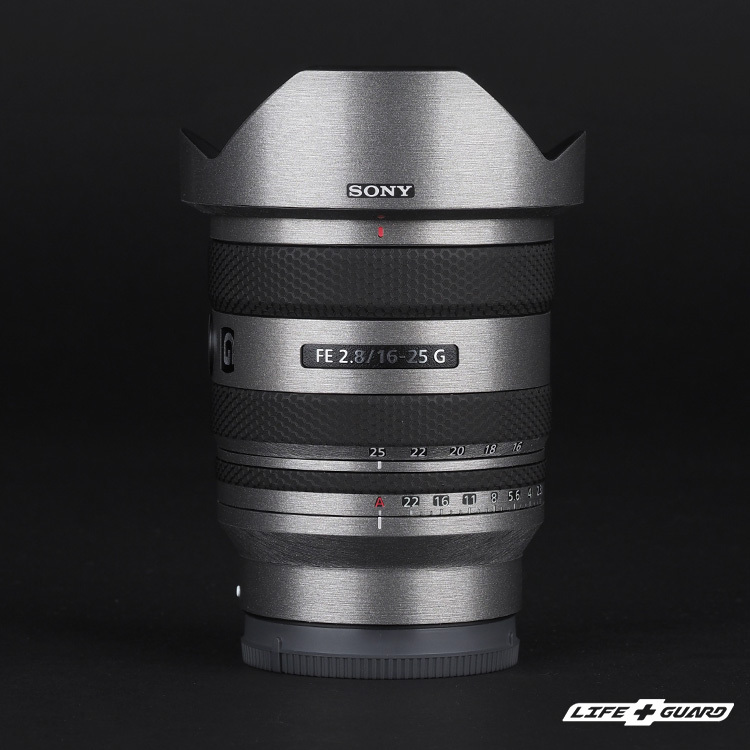 LIFE+GUARD 鏡頭貼膜安裝示意，適用 SONY FE 24-50mm F2.8 G
