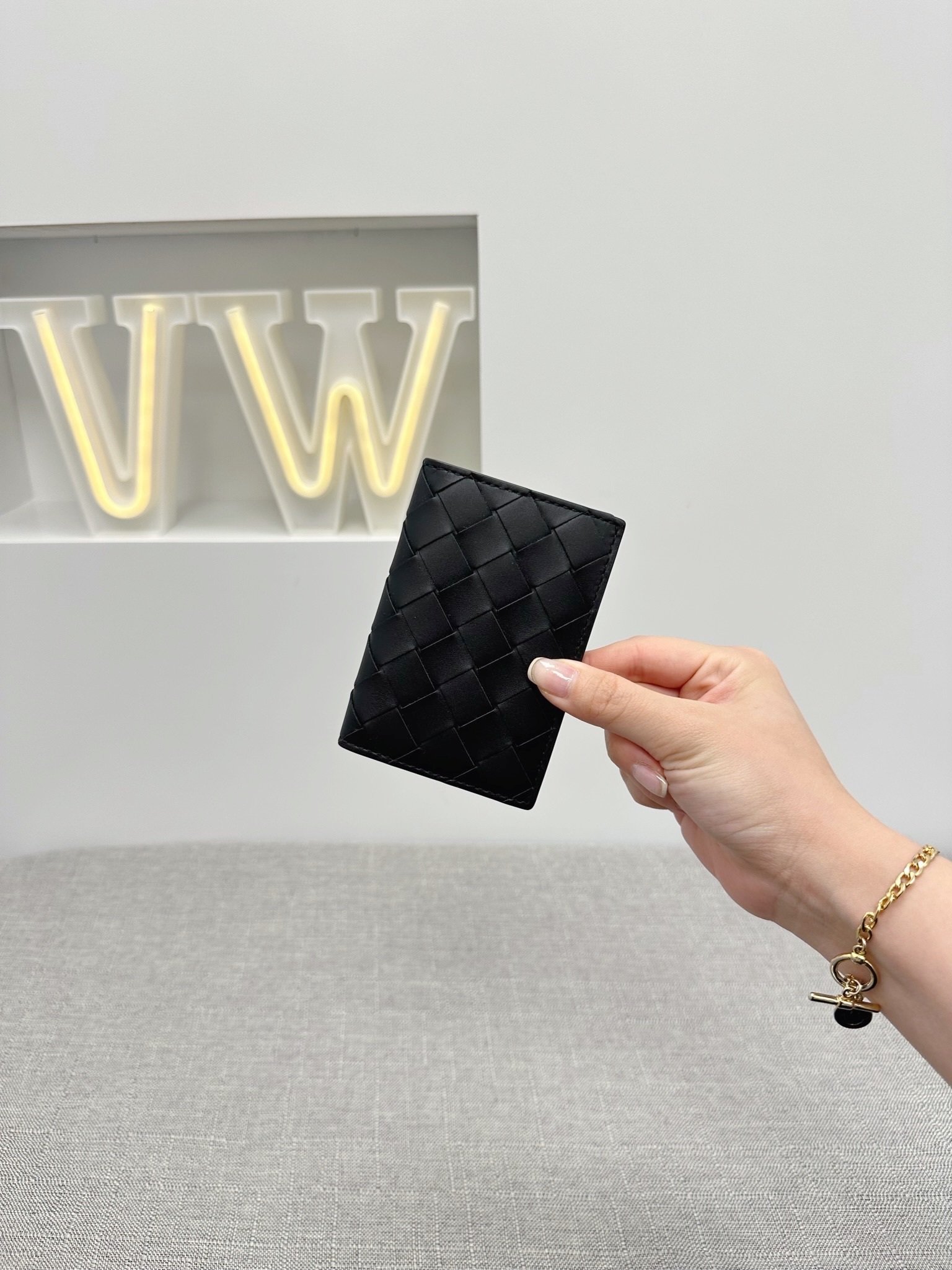 BV Intrecciato Flap Card Case