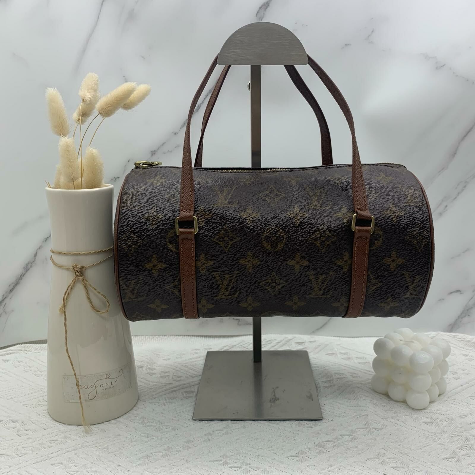 LV vintage papillon 26