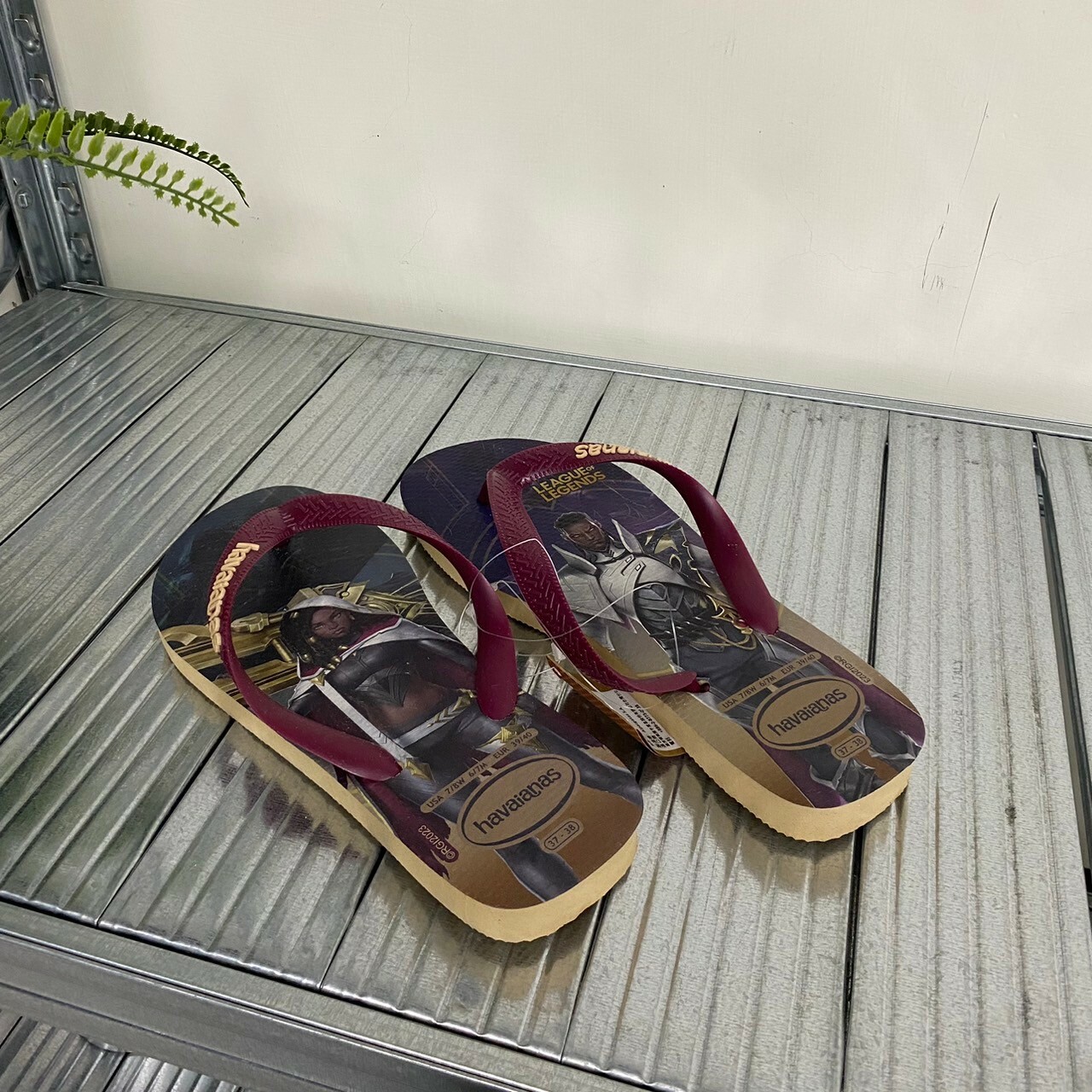 Havaianas 哈瓦仕 拖鞋 夾腳拖 英雄聯盟 刺客款 4148151-0570U