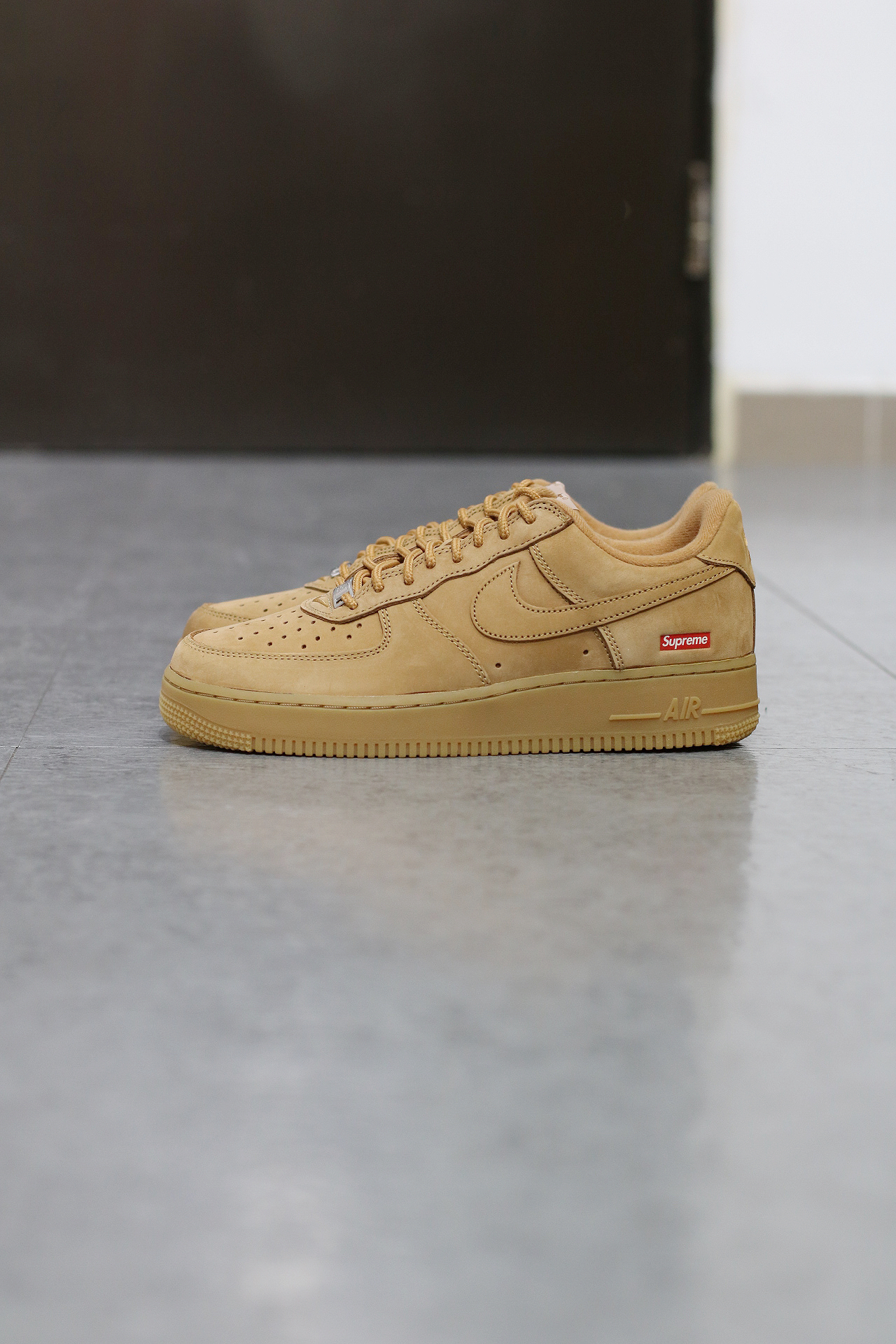 Nike Air Force 1 Low SP Supreme Wheat  DN1555-200