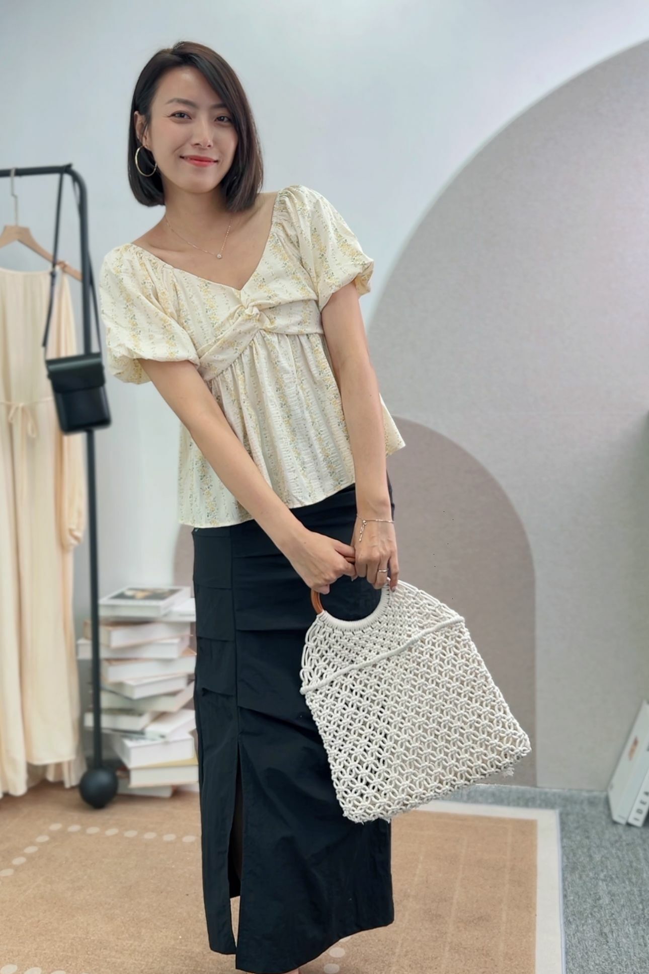 TOP#5989 🤍鮮花奶蓋上衣