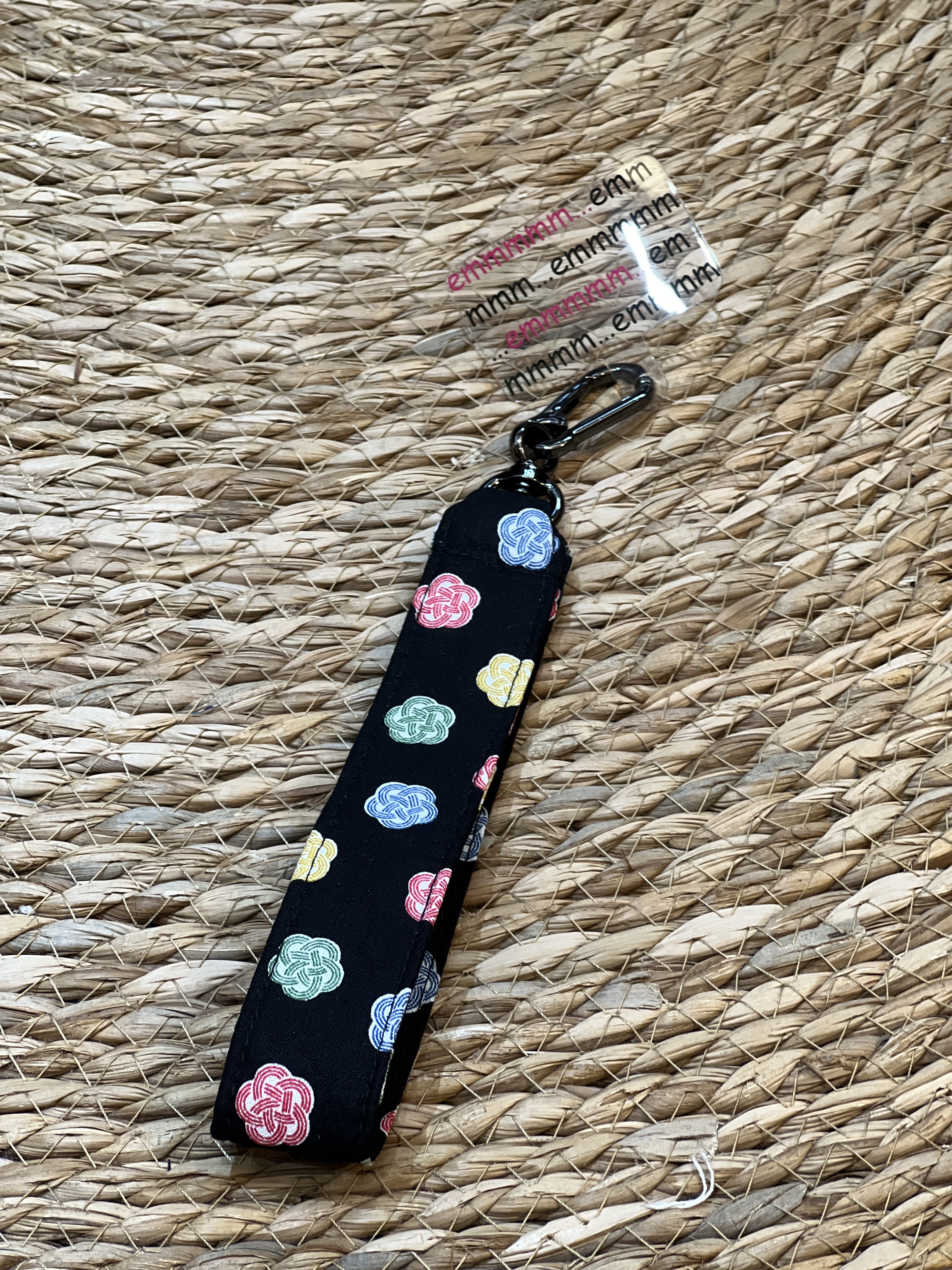 Phone Charm 手機手帶 | Japan fabric | 黑底彩色和風小小結