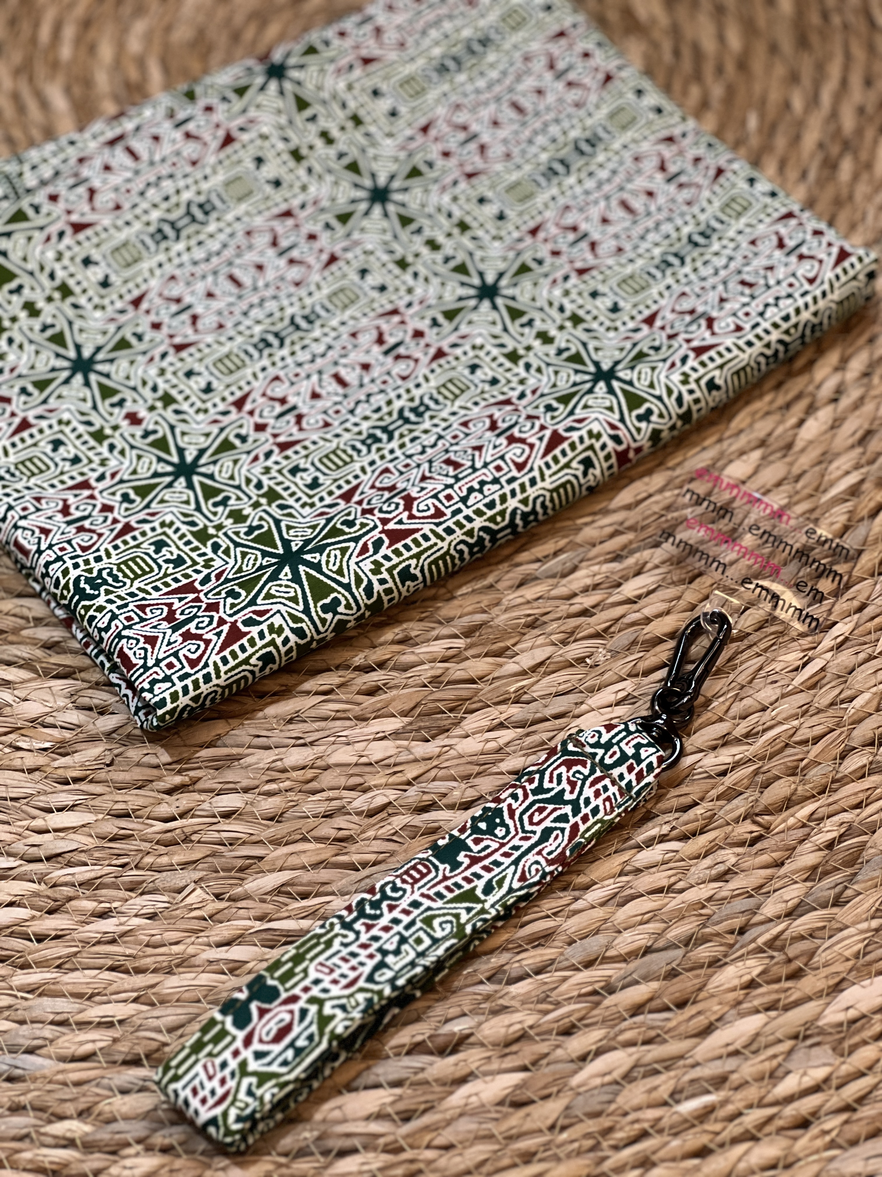 Phone Charm 手機手帶 | 綠色民族布