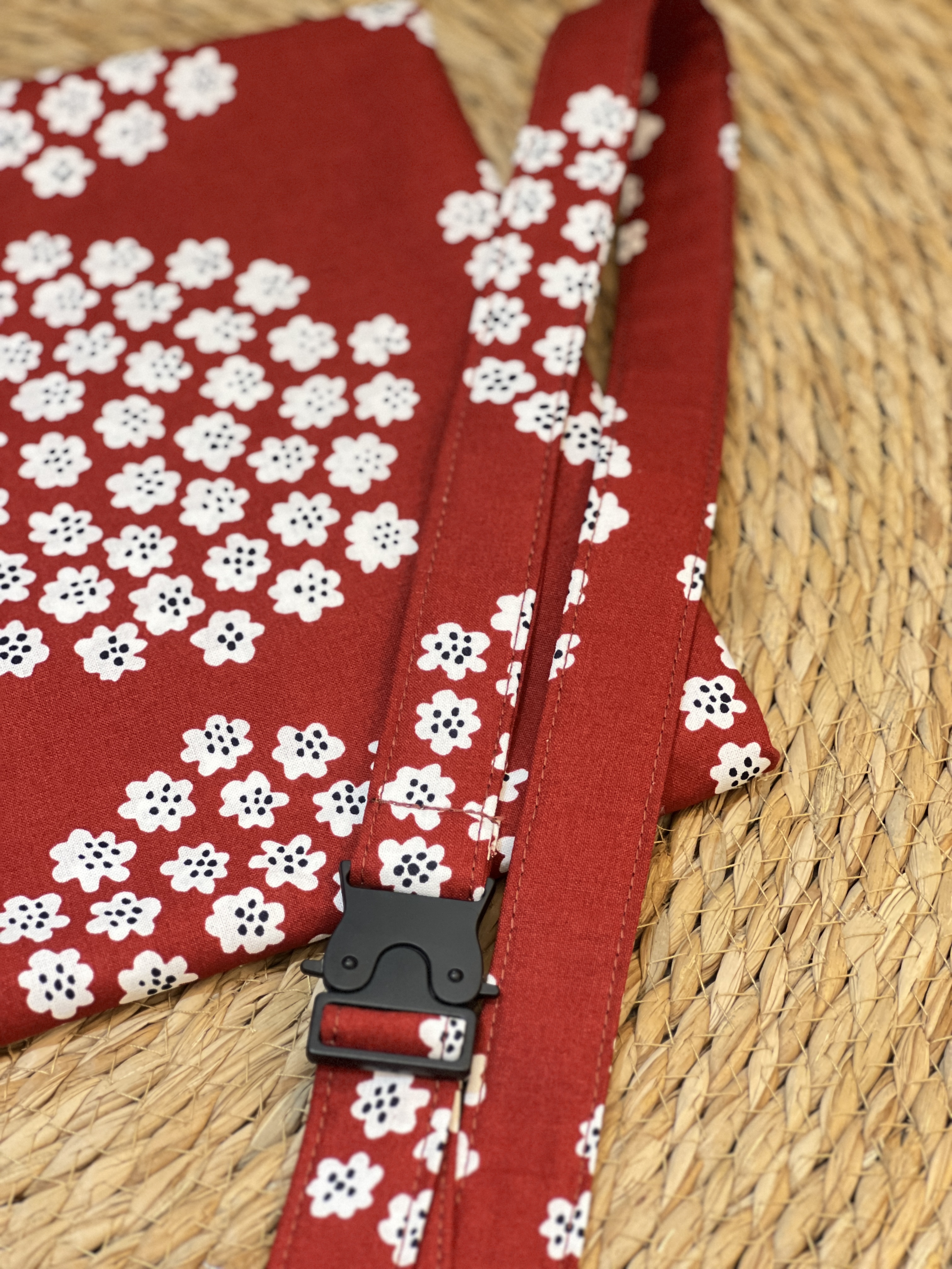 Cross Body Phone Charm 手機揹帶 | Marimekko cotton fabric | red puketti