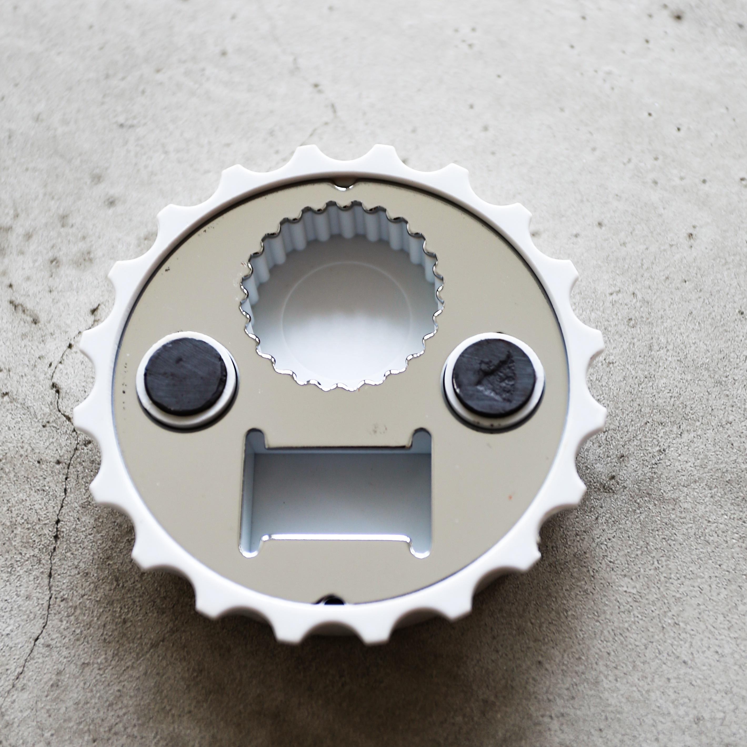 【車庫服飾】CARHARTT WIP Bottle Cap Opener