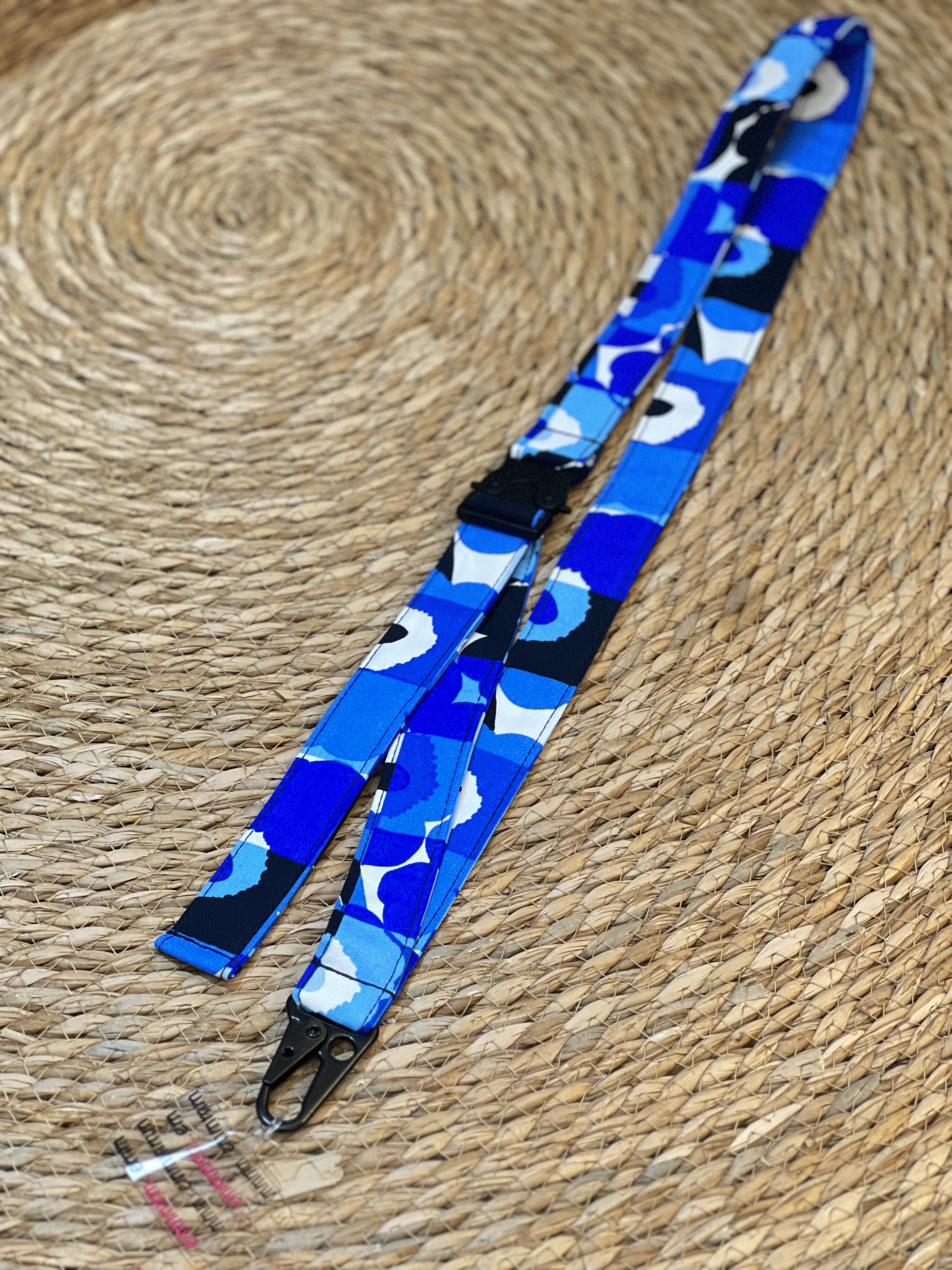 Cross Body Phone Charm 手機揹帶 | Marimekko rare canvas fabric | 藍色格仔Unikko