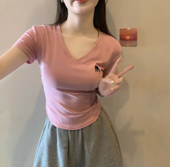 Summer V-neck slim tight short-sleeved t T-卹 (pink) [Size: S-L] [Contact customer service to confirm the shipping size after placing an order]