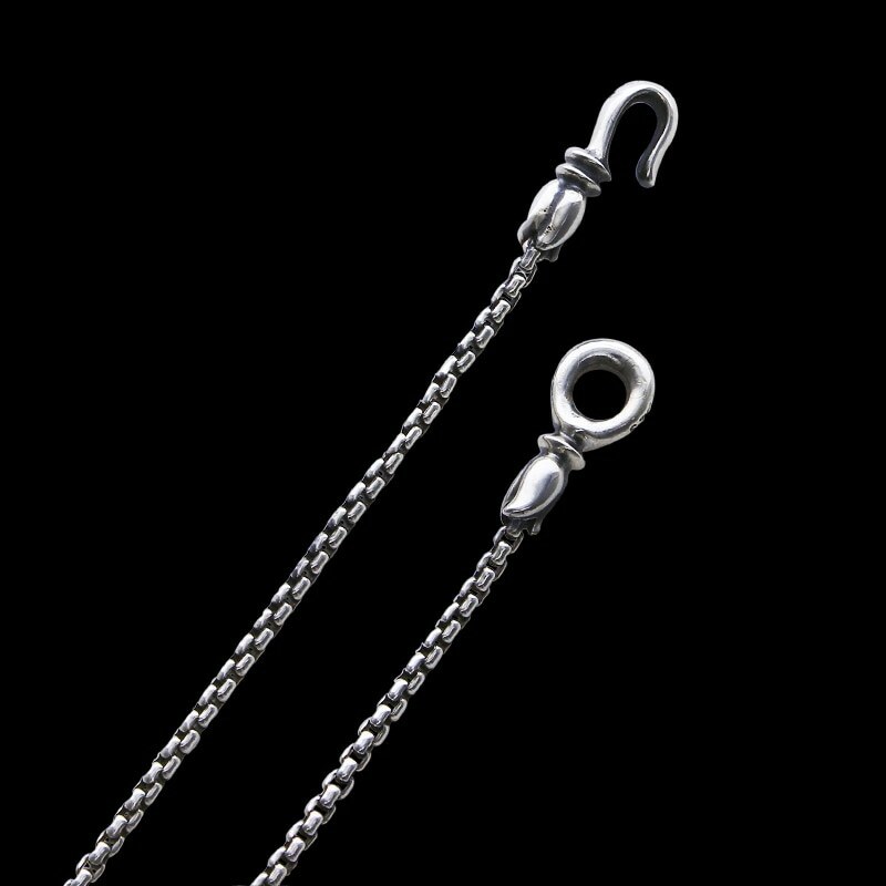 Kiss & Flow Box Chain