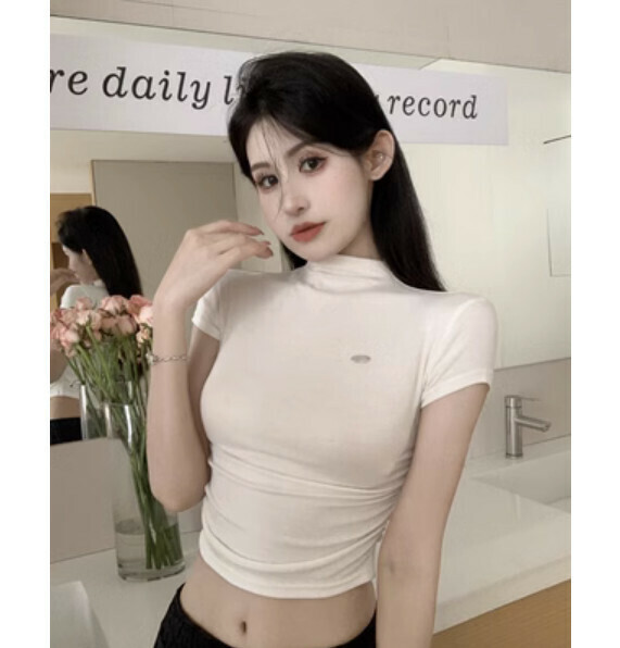 Summer Short Waist Shirred Short Sleeve T (White) [One Size]