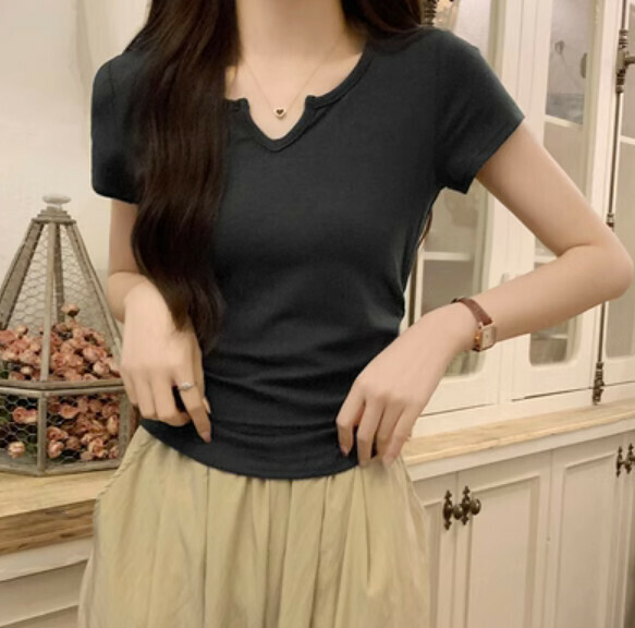 Summer small V-neck slim slim short-sleeved T (charcoal gray) [Size: S-XL] [Contact customer service to confirm the shipping size after placing an order]