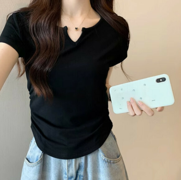 Summer small V-neck slim slim short-sleeved T (black) [Size: S-XL] [Contact customer service to confirm the shipping size after placing an order]
