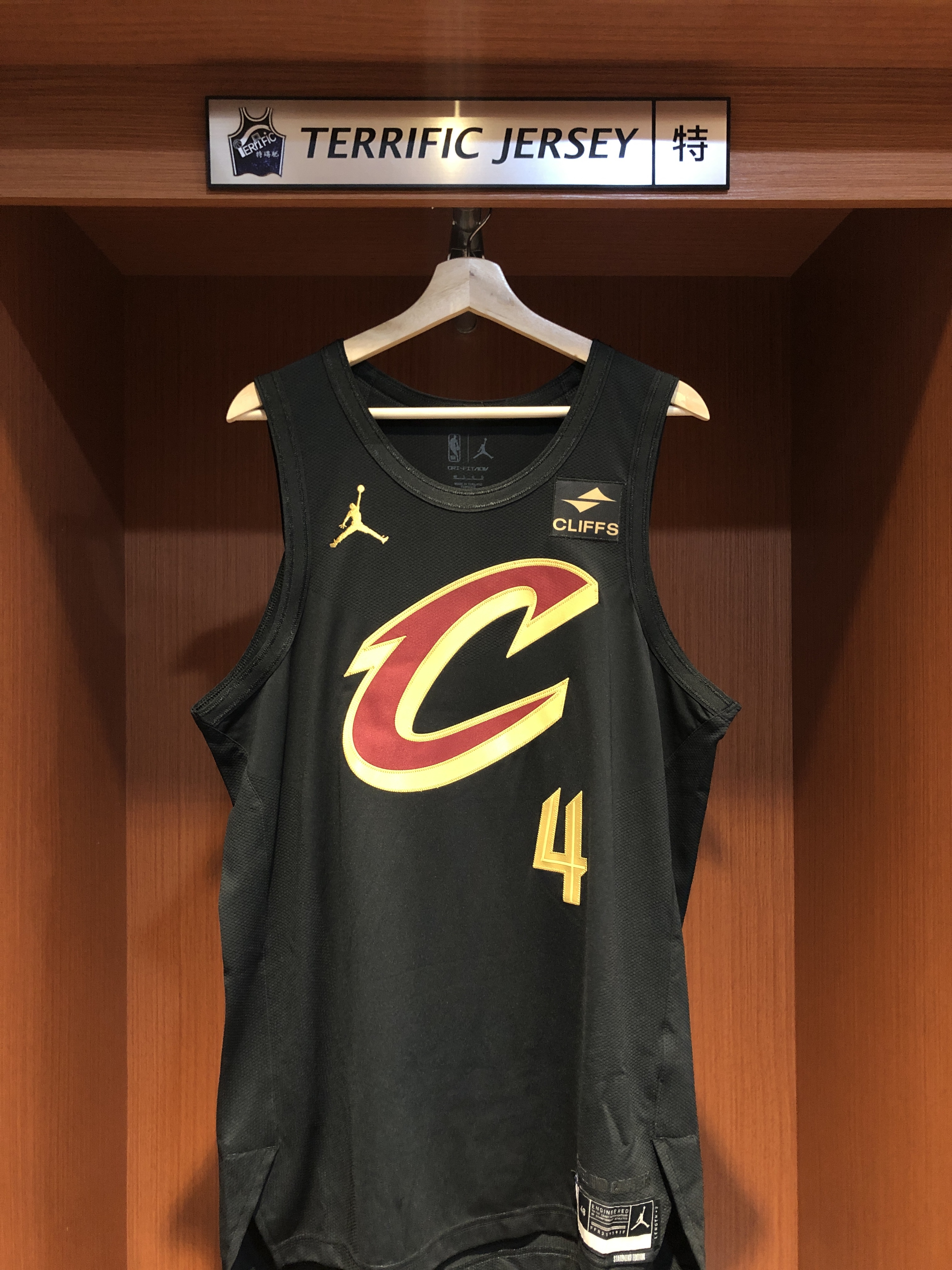 NBA球衣 Evan Mobley 克里夫蘭騎士黑 Statement Jordan Authentic 球員版 電繡 含贊助商標 全新