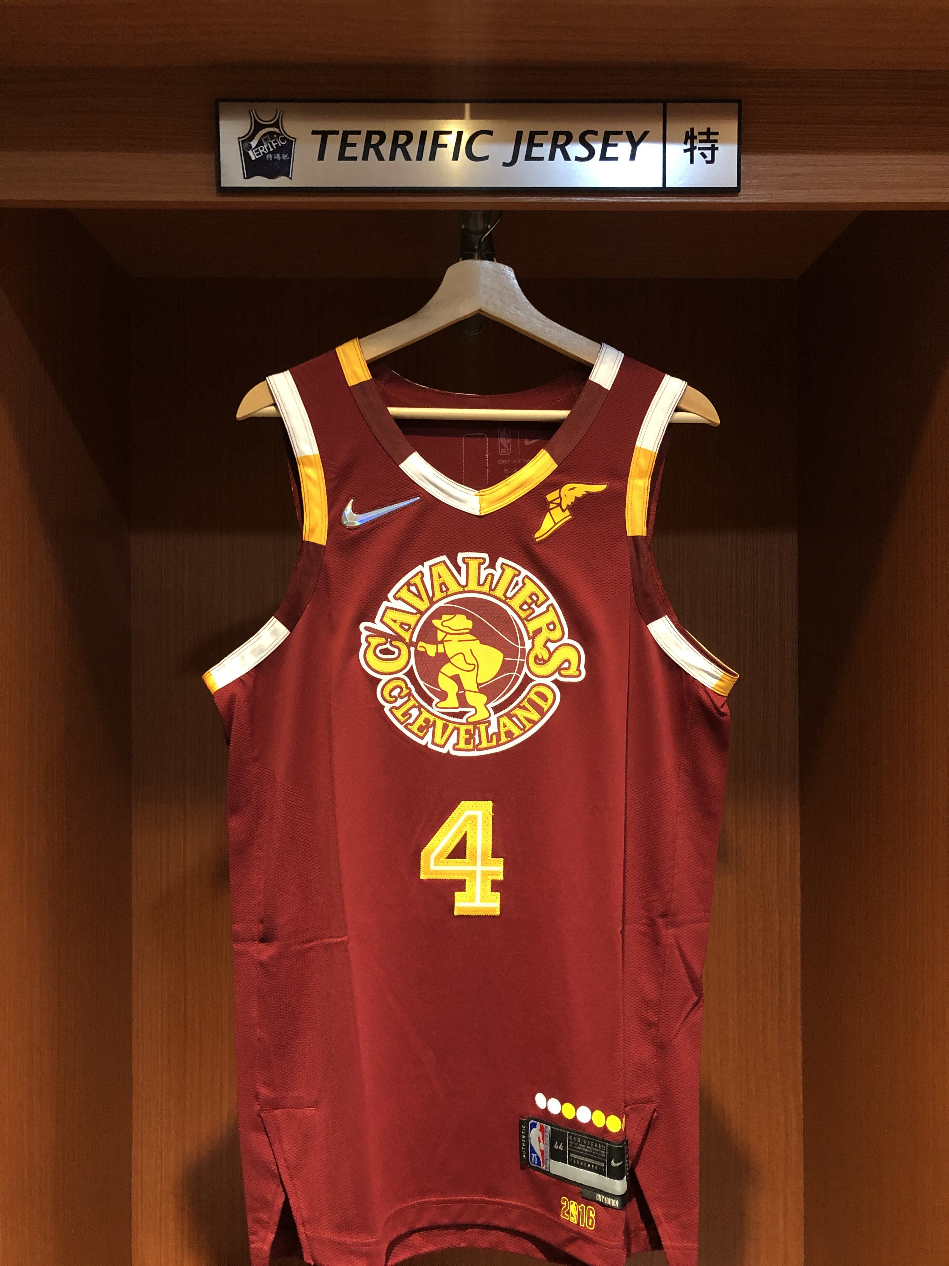 NBA球衣 Evan Mobley 克里夫蘭騎士城市 75周年 鑽石標 City Nike Authentic 球員版 電繡 含贊助商標 全新