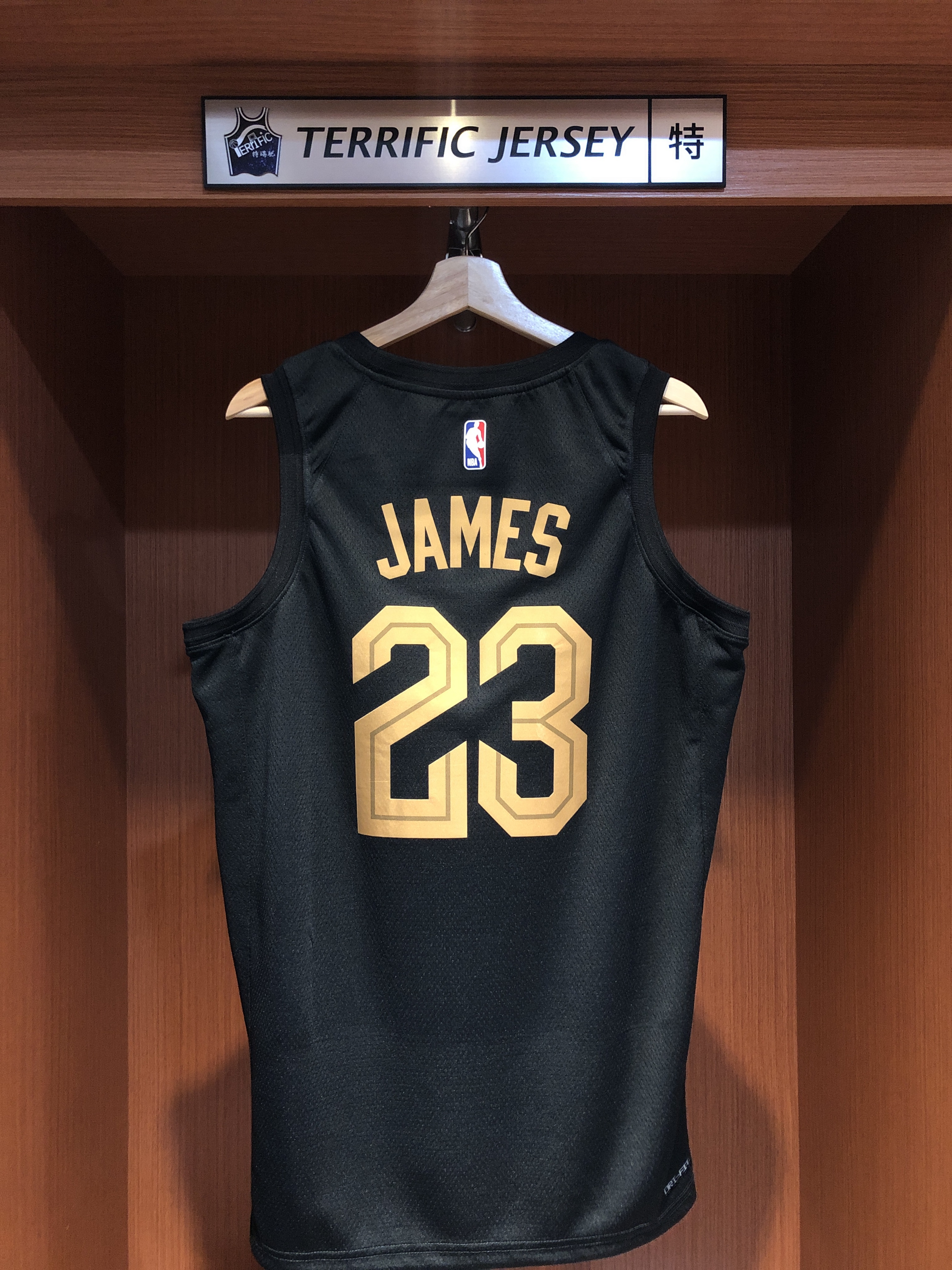 NBA球衣 Lebron James 克里夫蘭騎士黑 Statement Jordan Swingman 球迷版 熱轉印 全新