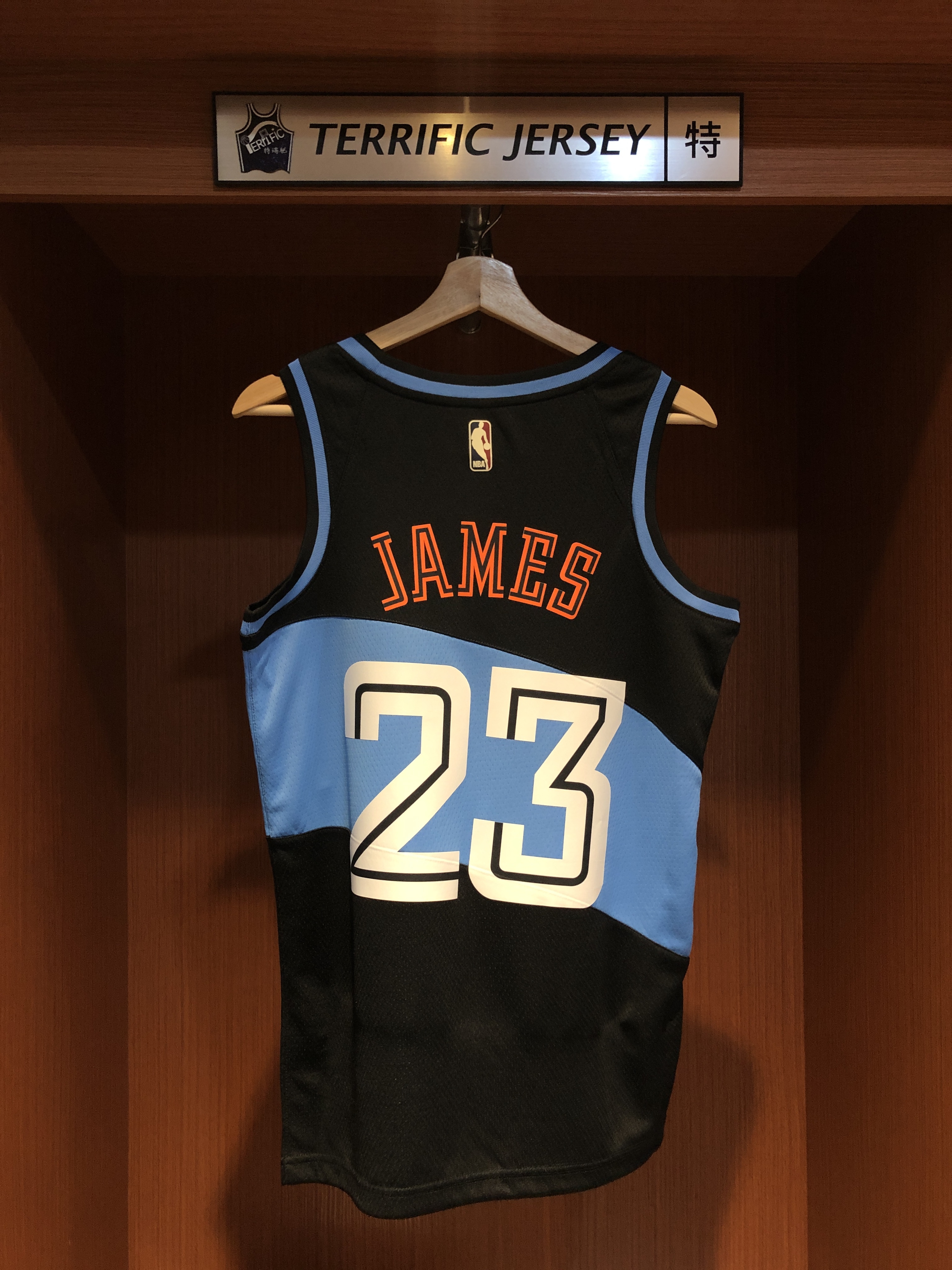 NBA球衣 Lebron James 克里夫蘭騎士復古黑 HWC Nike Swingman 球迷版 熱轉印 全新