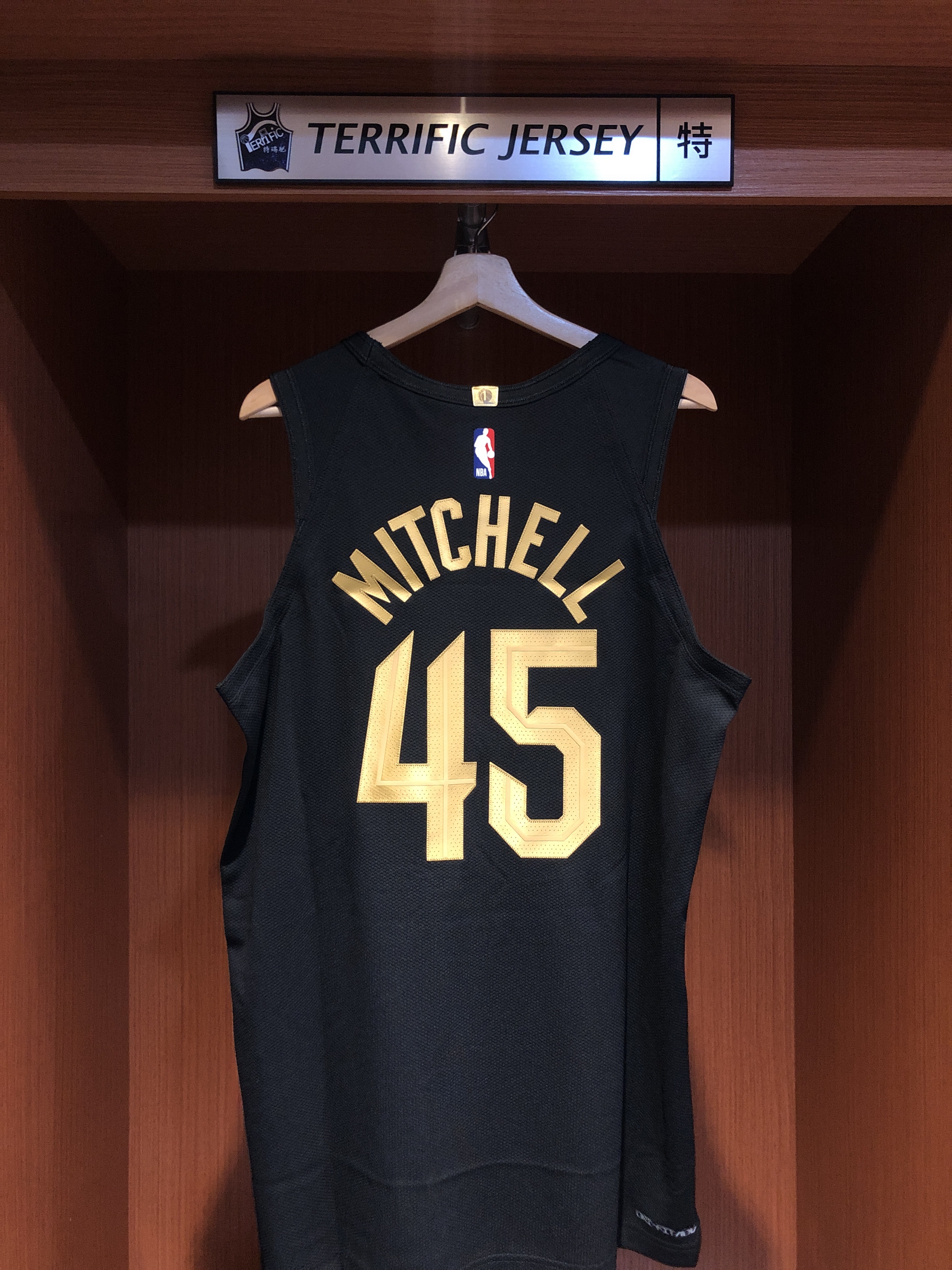 NBA球衣 Donovan Mitchell 克里夫蘭騎士黑 Statement Jordan Authentic 球員版 電繡 全新