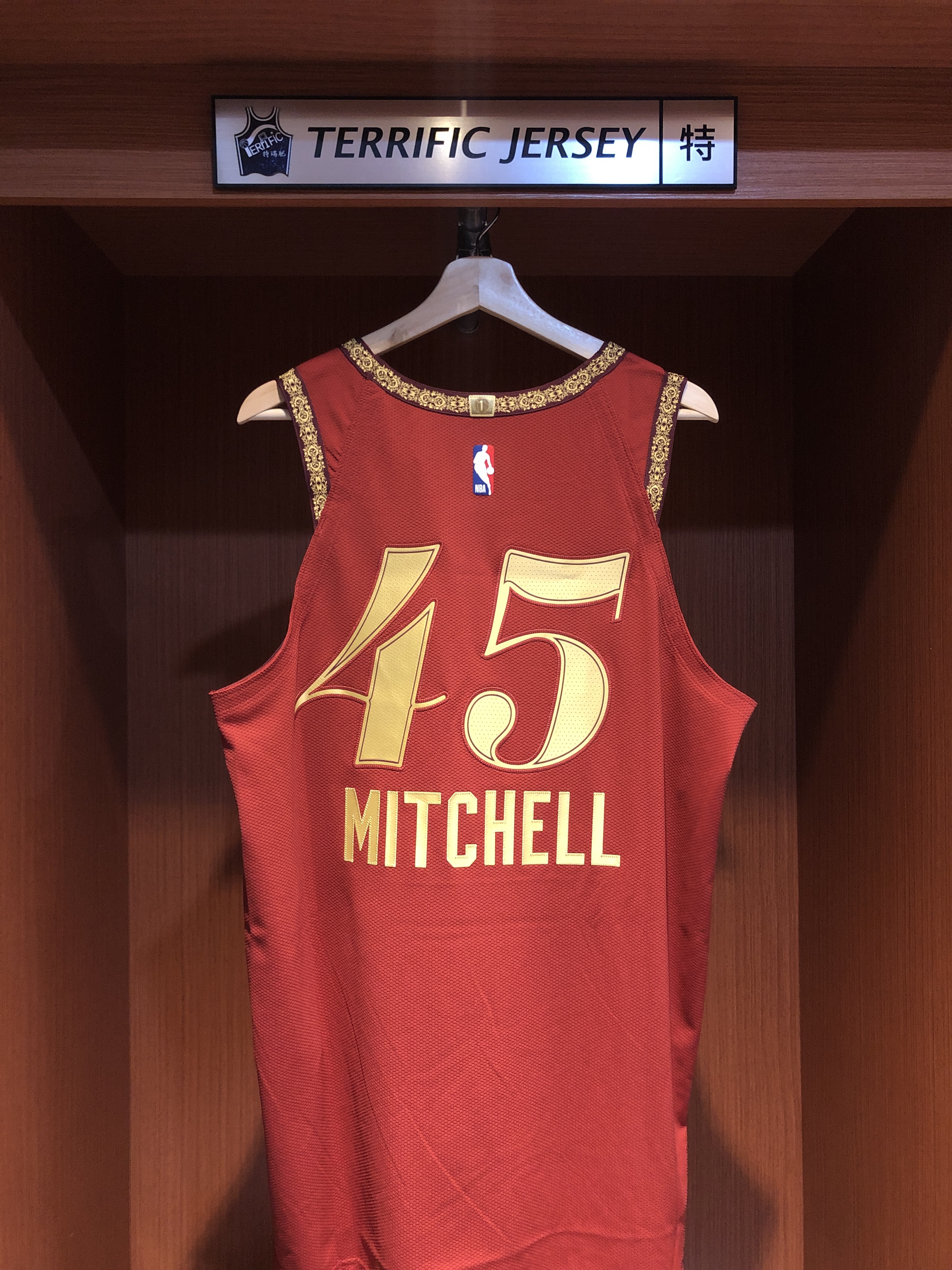 NBA球衣 Donovan Mitchell 克里夫蘭騎士城市 City Nike Authentic 球員版 電繡 含贊助商標 全新