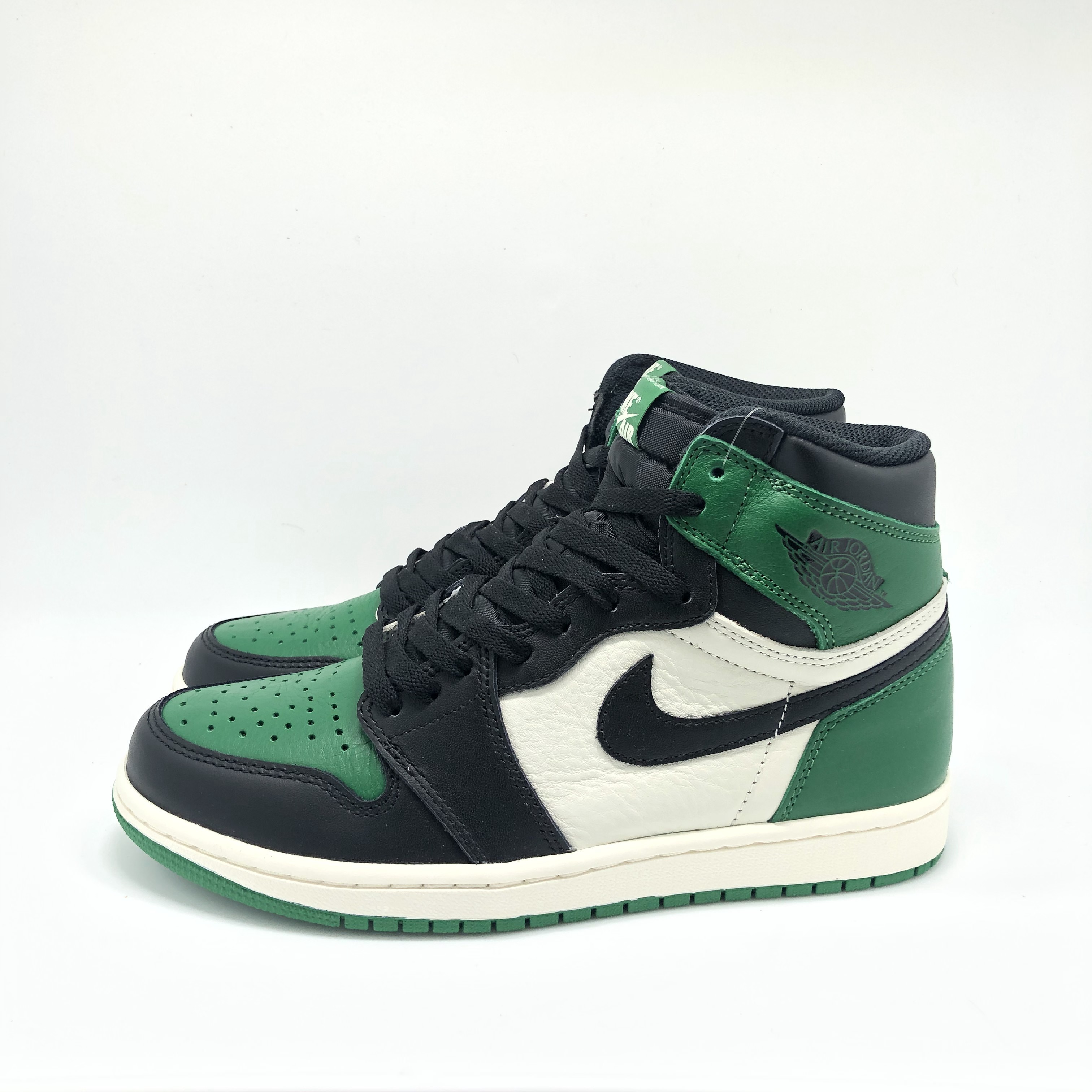 aj 1 pine green