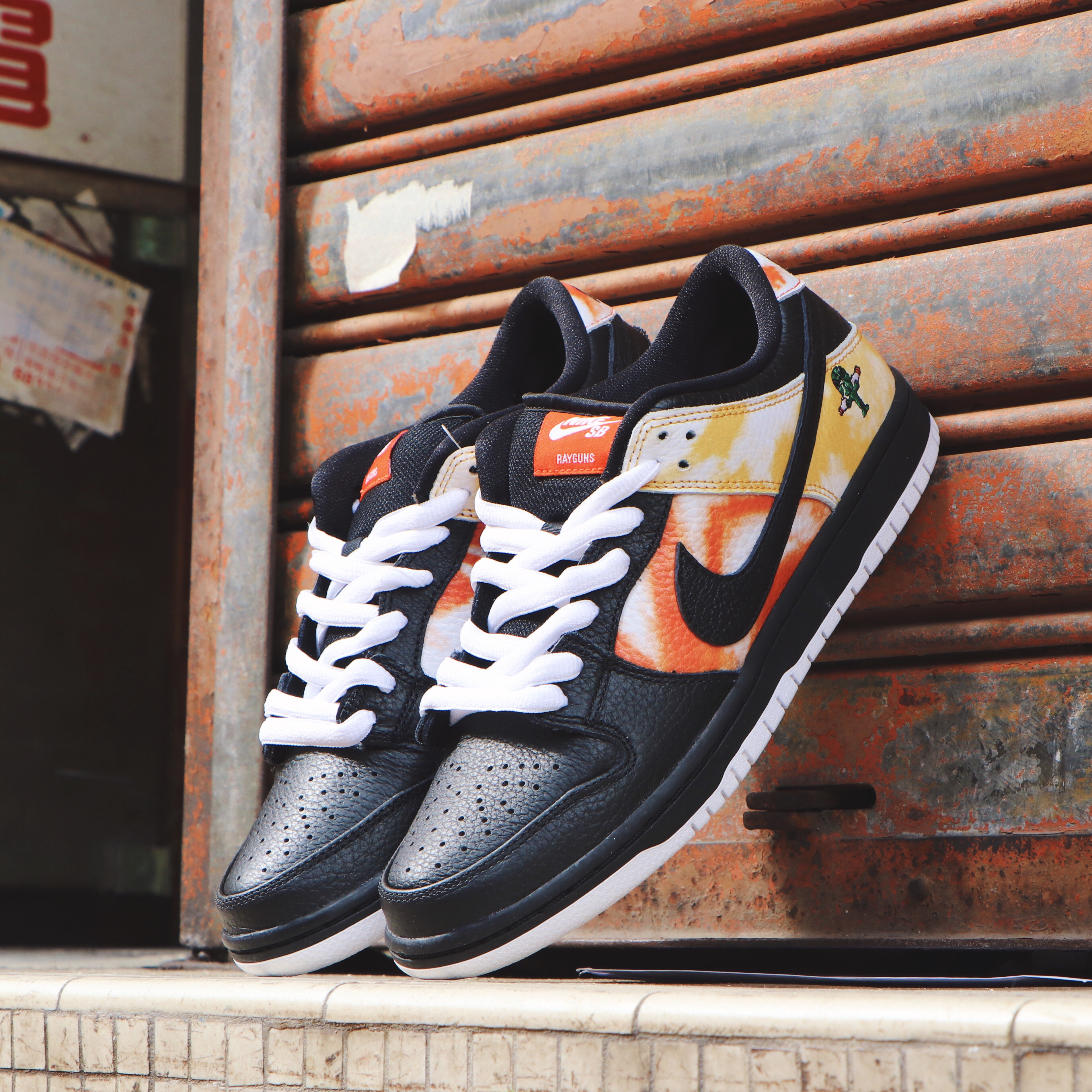 Nike SB Dunk Low Raygun Tie Dye