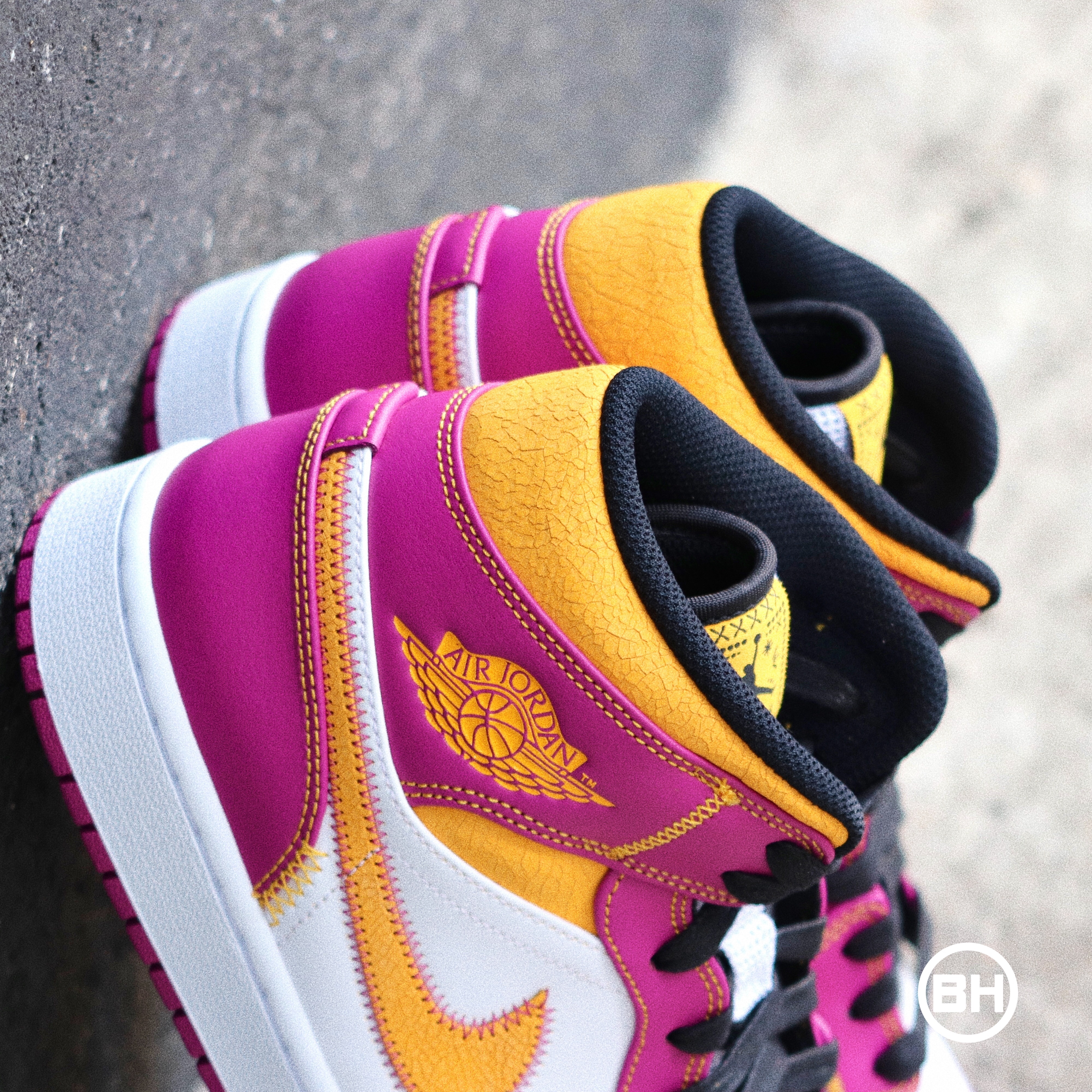 Air Jordan 1 Mid Dia de los Muertos