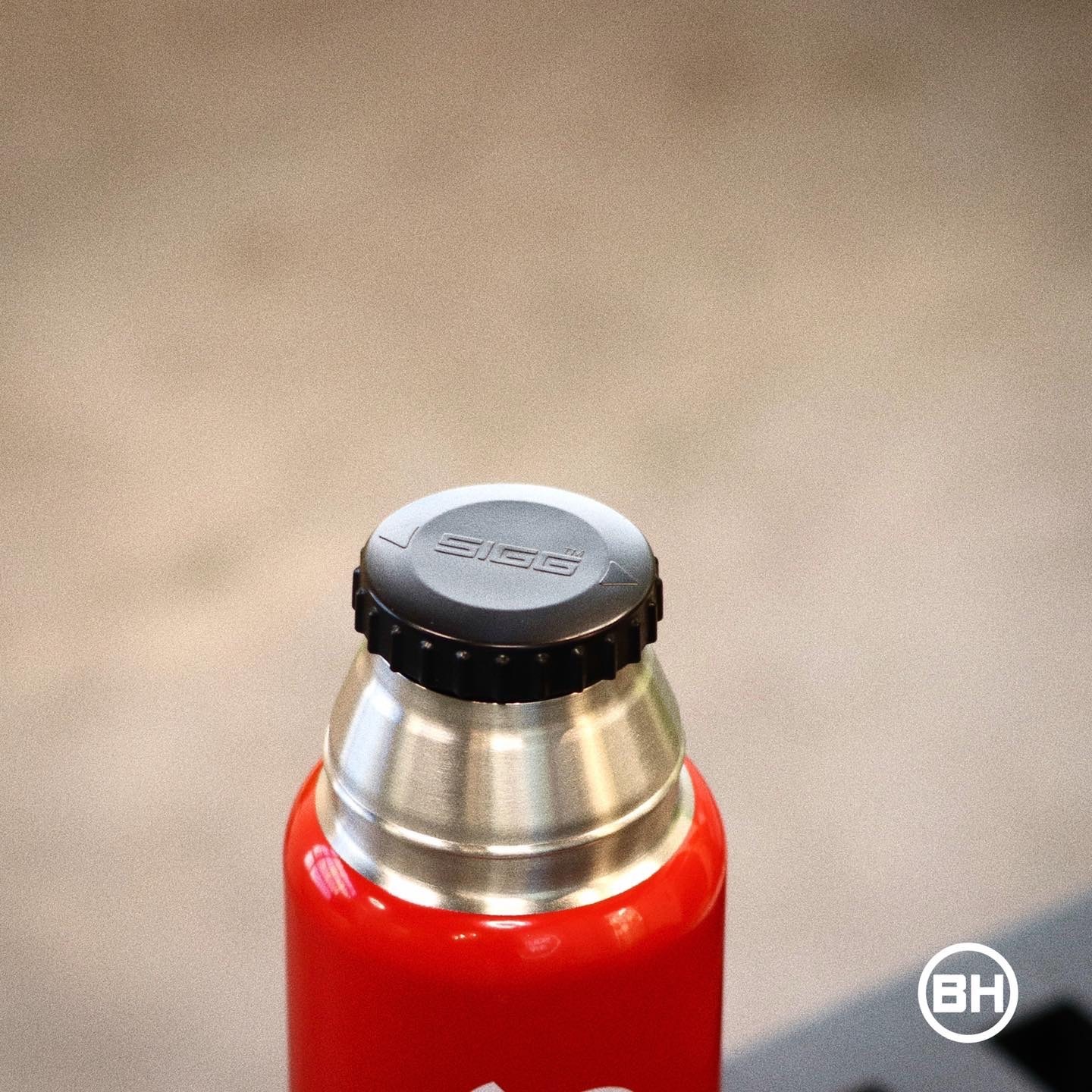 Supreme®/SIGG™ Vacuum Insulated
