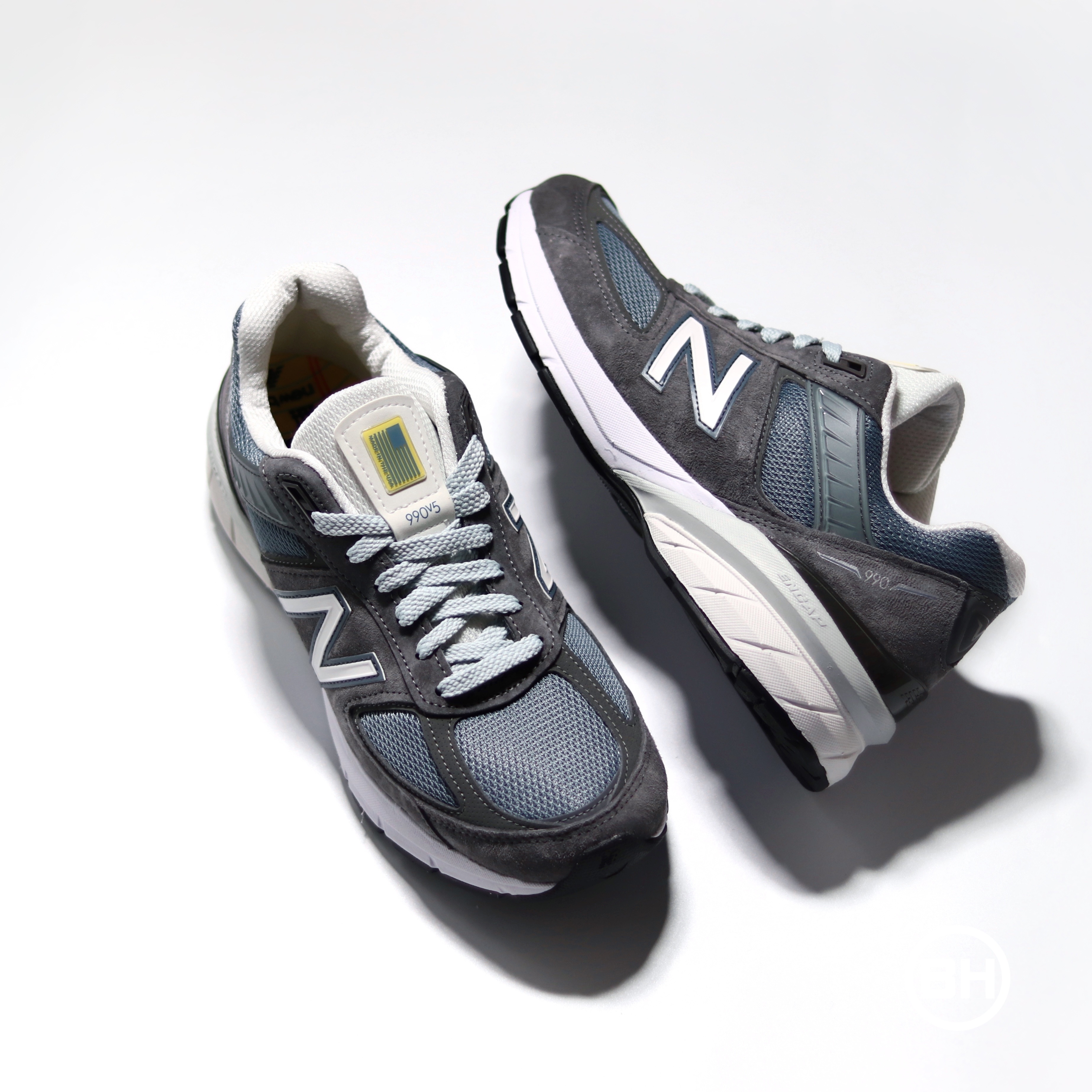 New Balance M990BE5