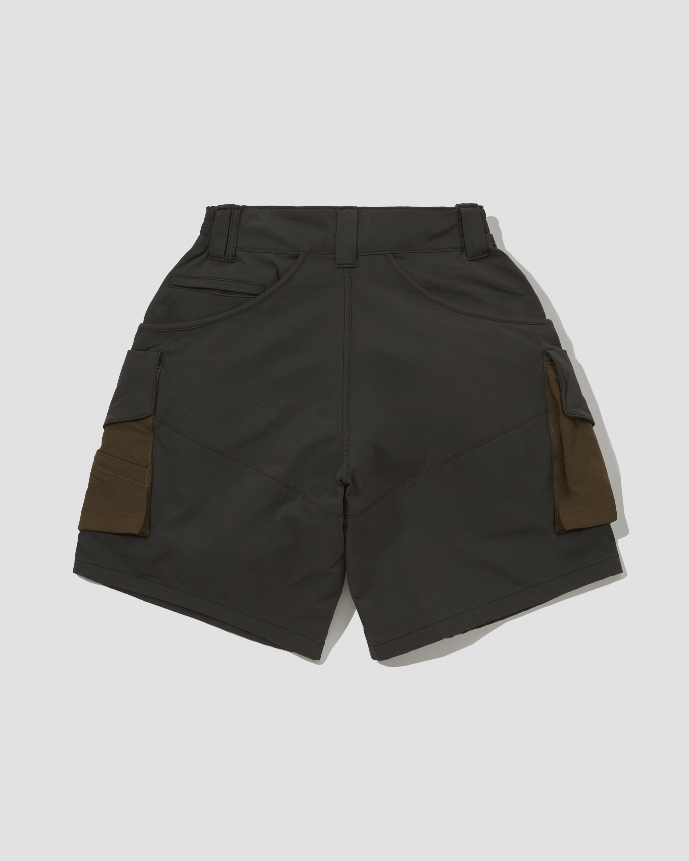 LAKH Slanted Pockets Cargo Shorts