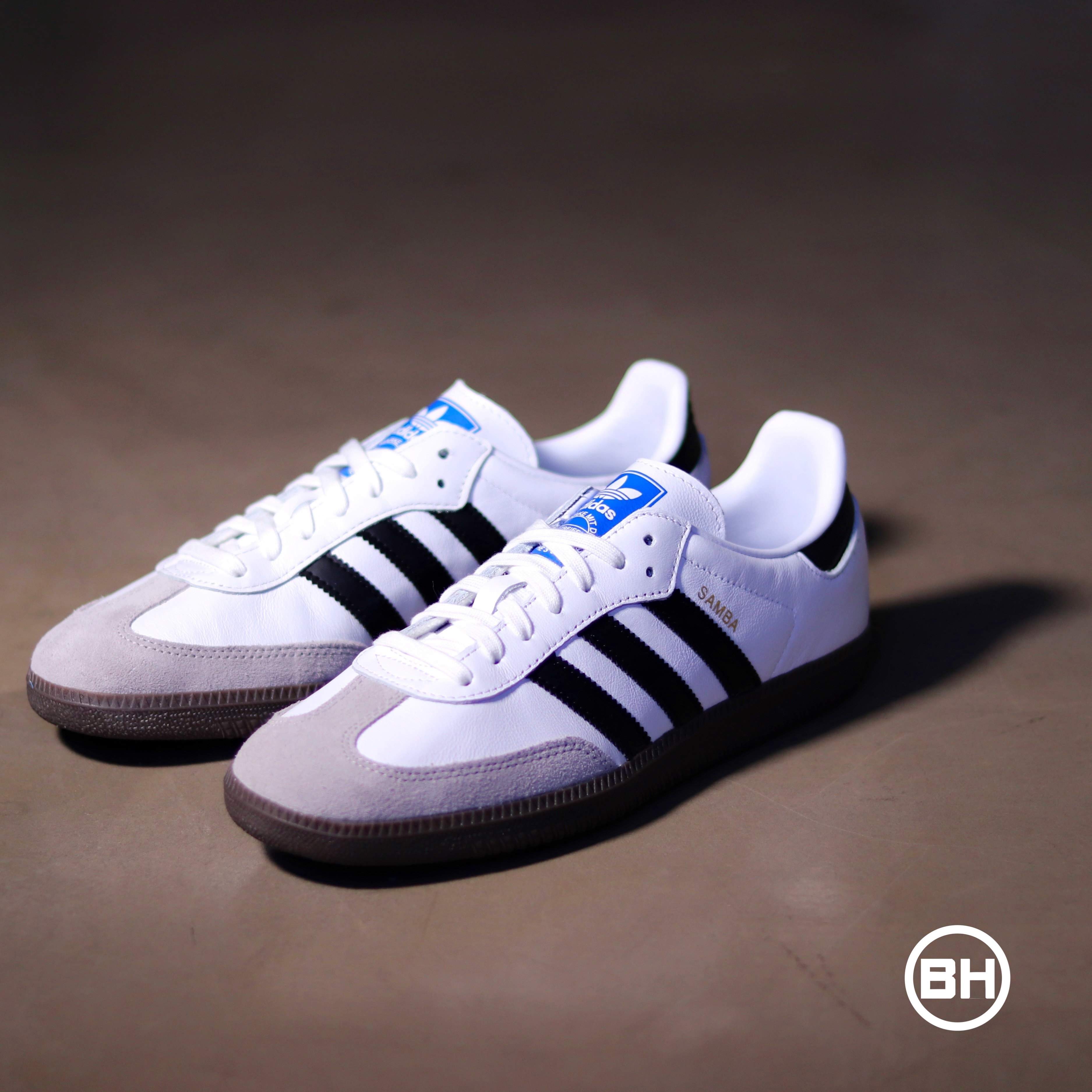 美品 adidas samba og ホワイト23cm アディダス adidas SAMBA OG （ホワイト） -ファッション通販
