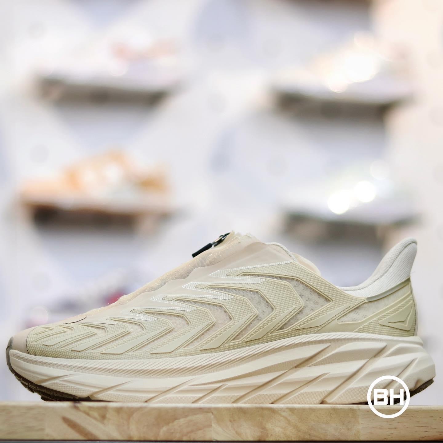 Hoka One One Project Clifton