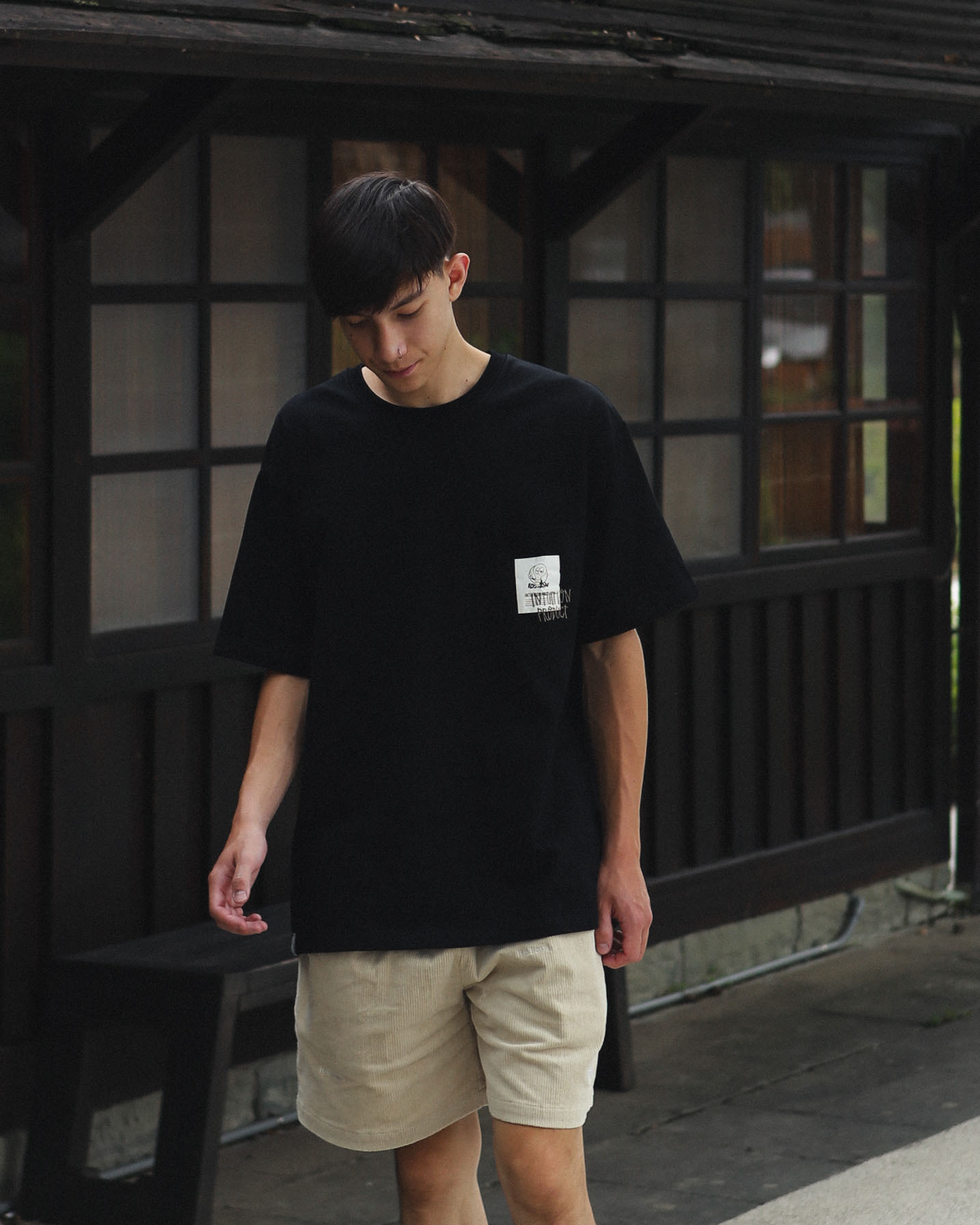 idealism® Bulb Pocket Tee